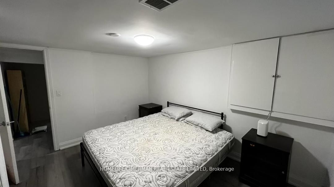 106 Holcolm Road Basement Property Photo 8