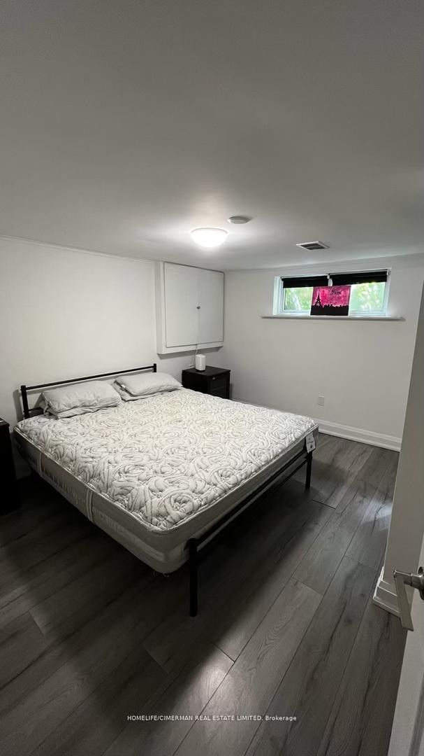 106 Holcolm Road Basement Property Photo 10
