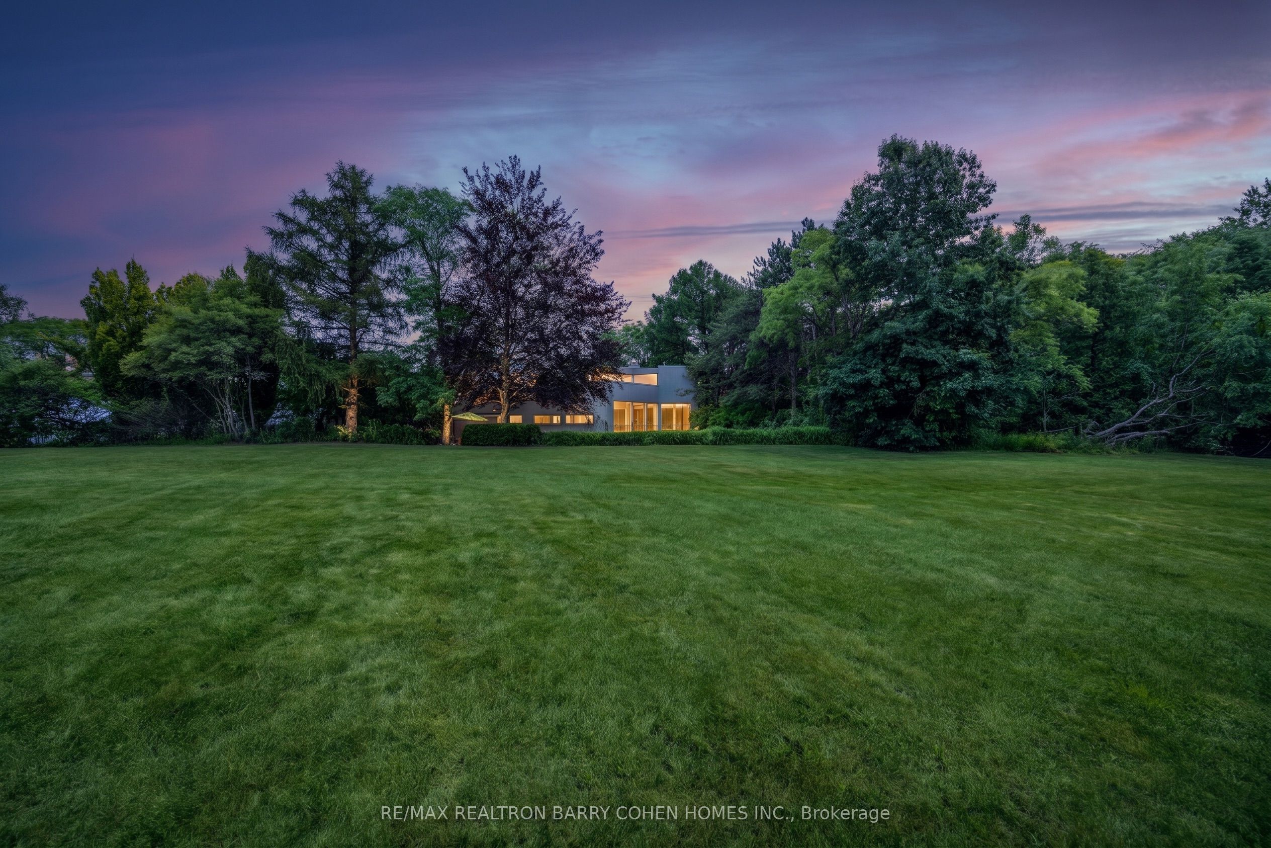 10 Penwood Crescent Property Photo 6