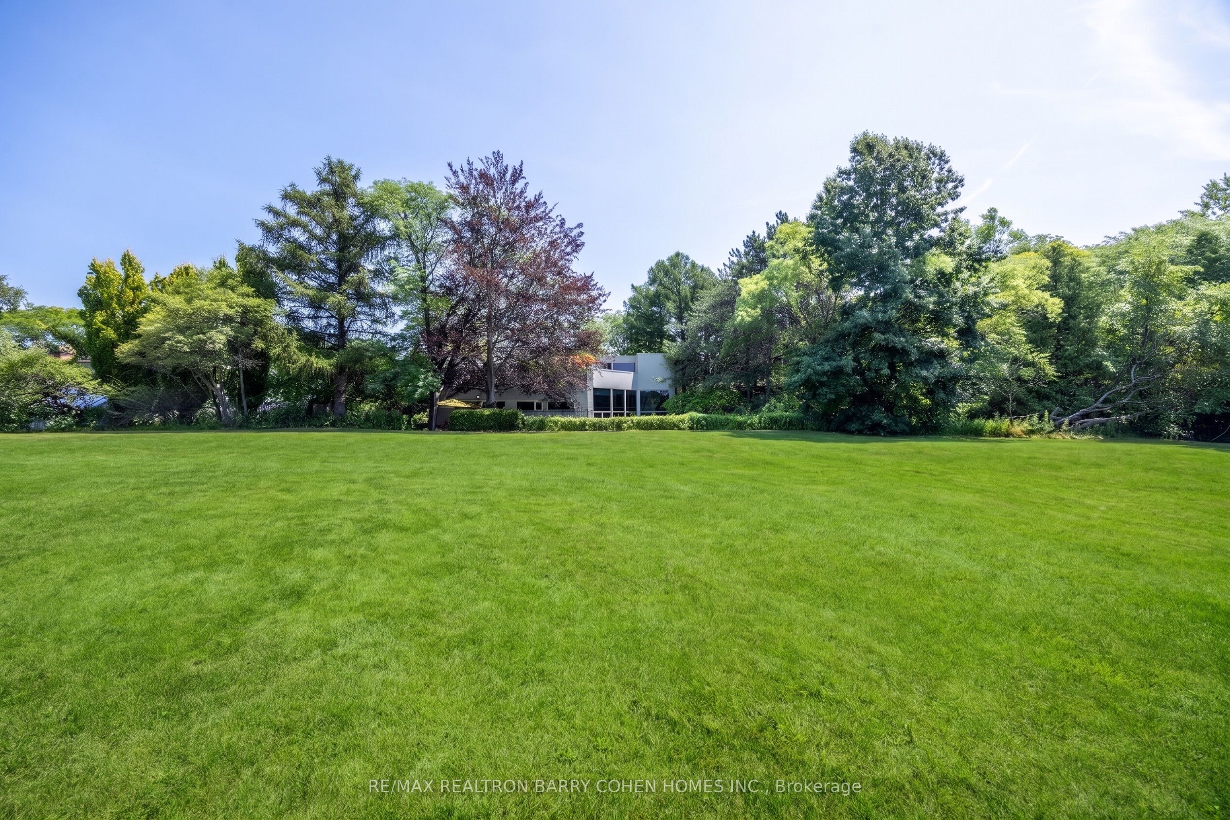 10 Penwood Crescent Property Photo 7