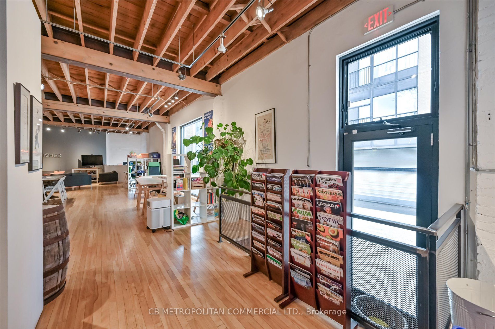 201 Niagara Street Property Photo 16