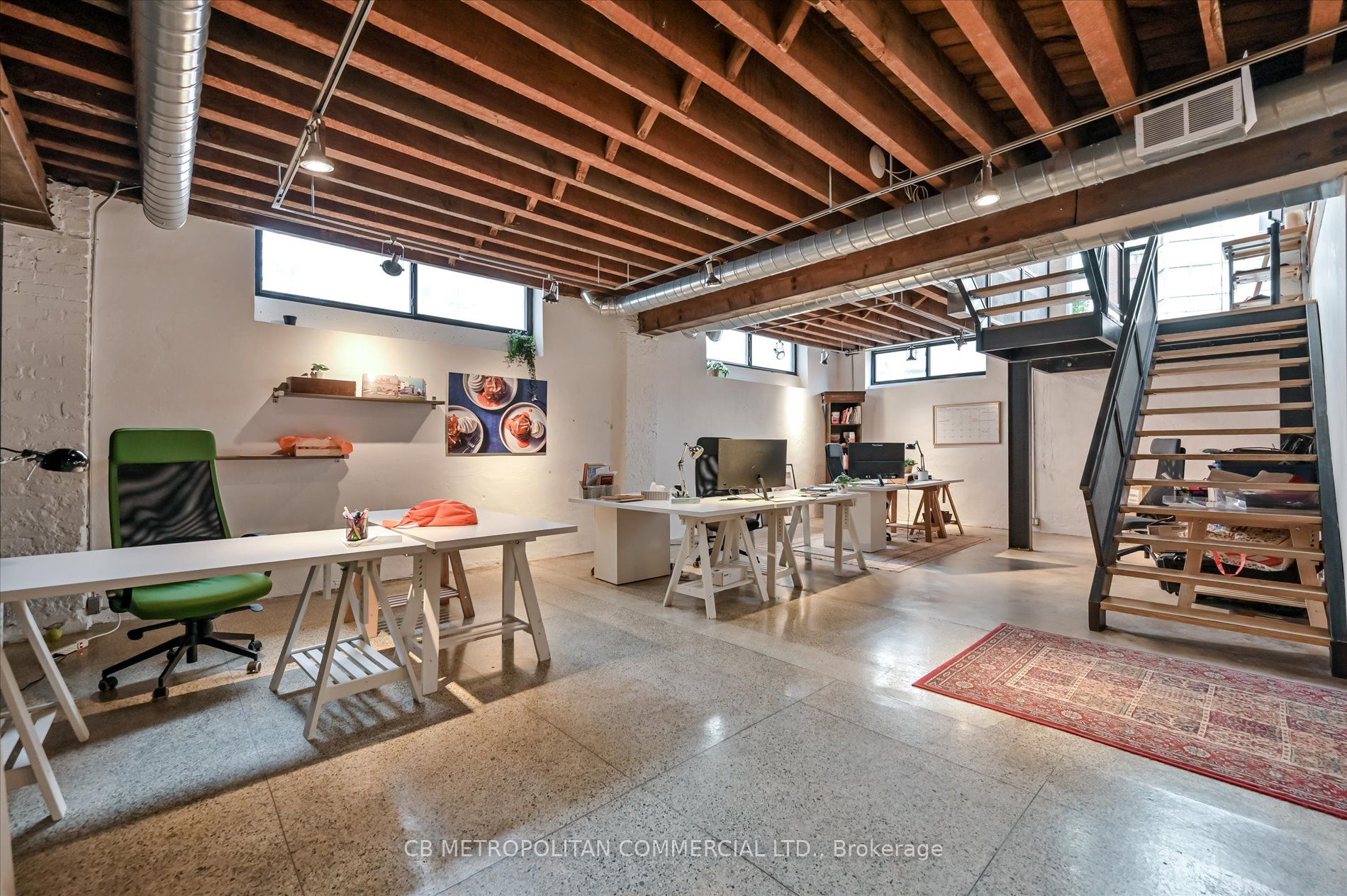 201 Niagara Street Property Photo 39