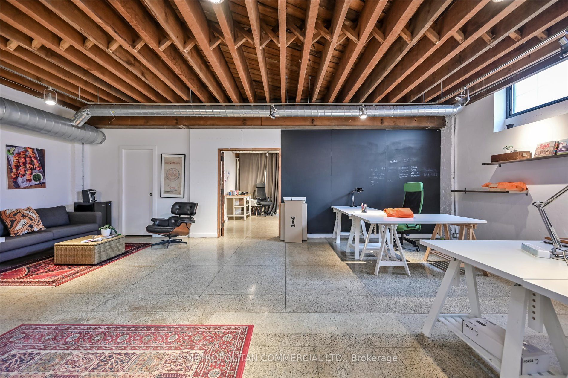 201 Niagara Street Property Photo 40