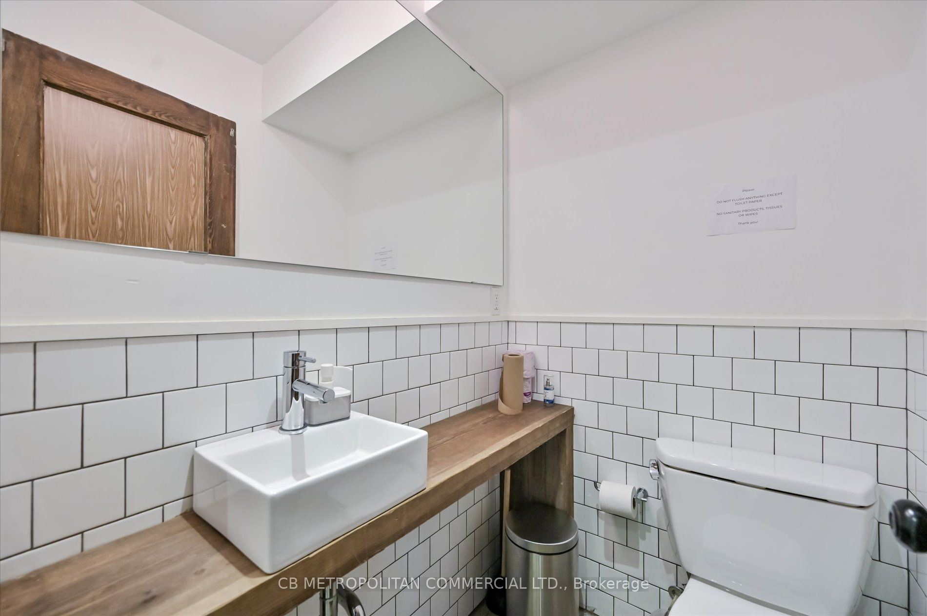 201 Niagara Street Property Photo 45