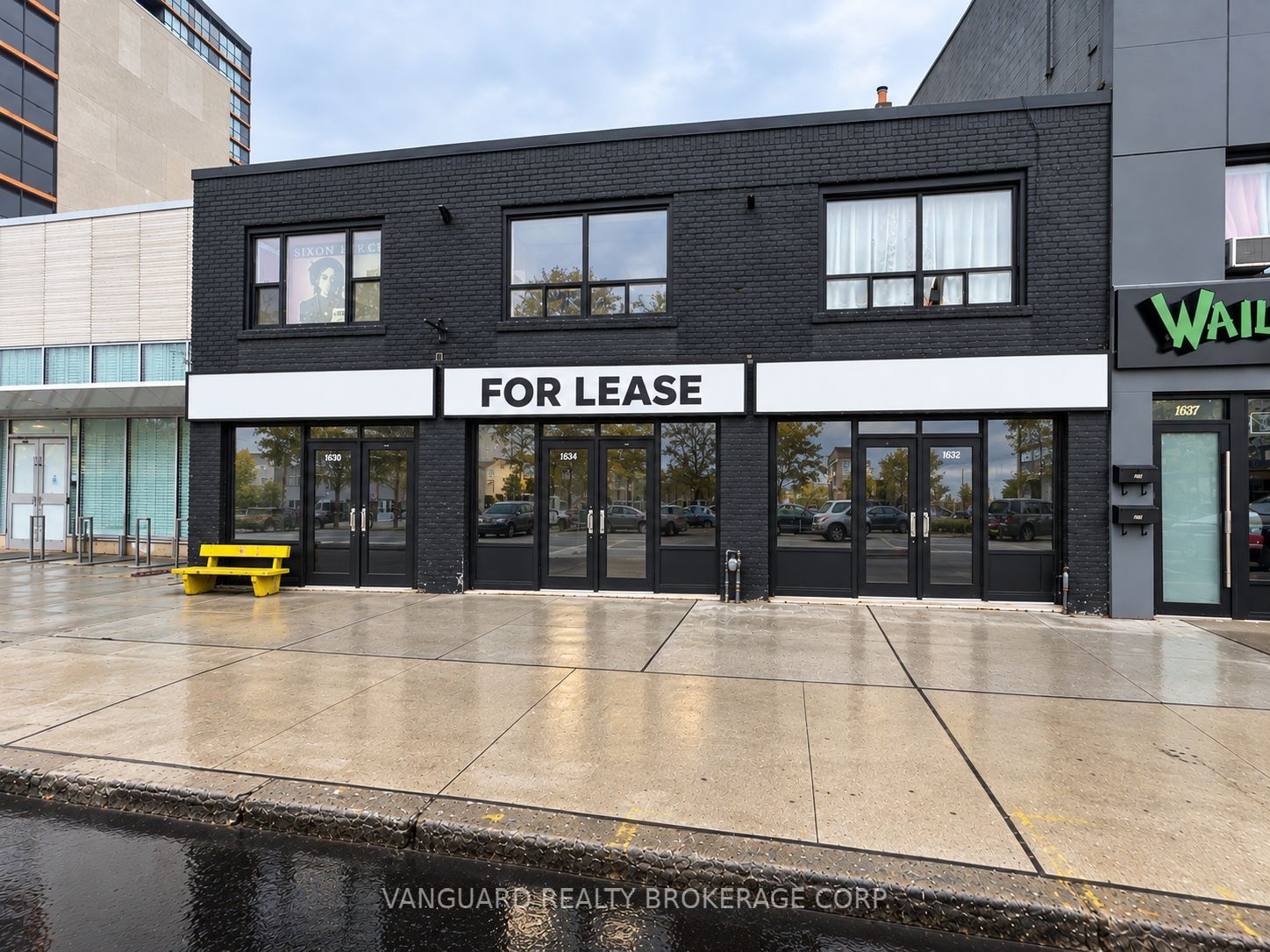1621 Eglinton Avenue Property Photo 1