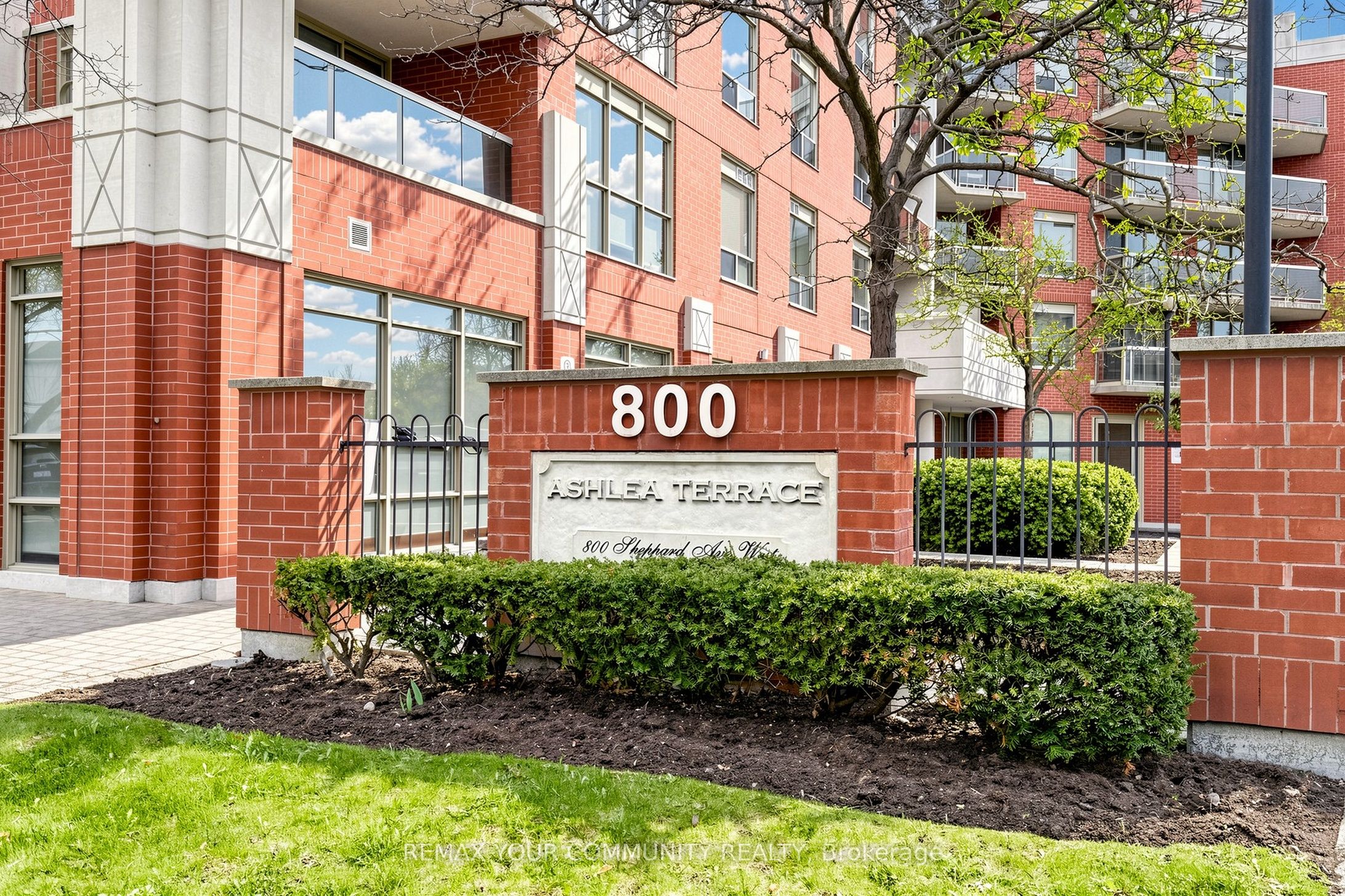 800 Sheppard Avenue W 506