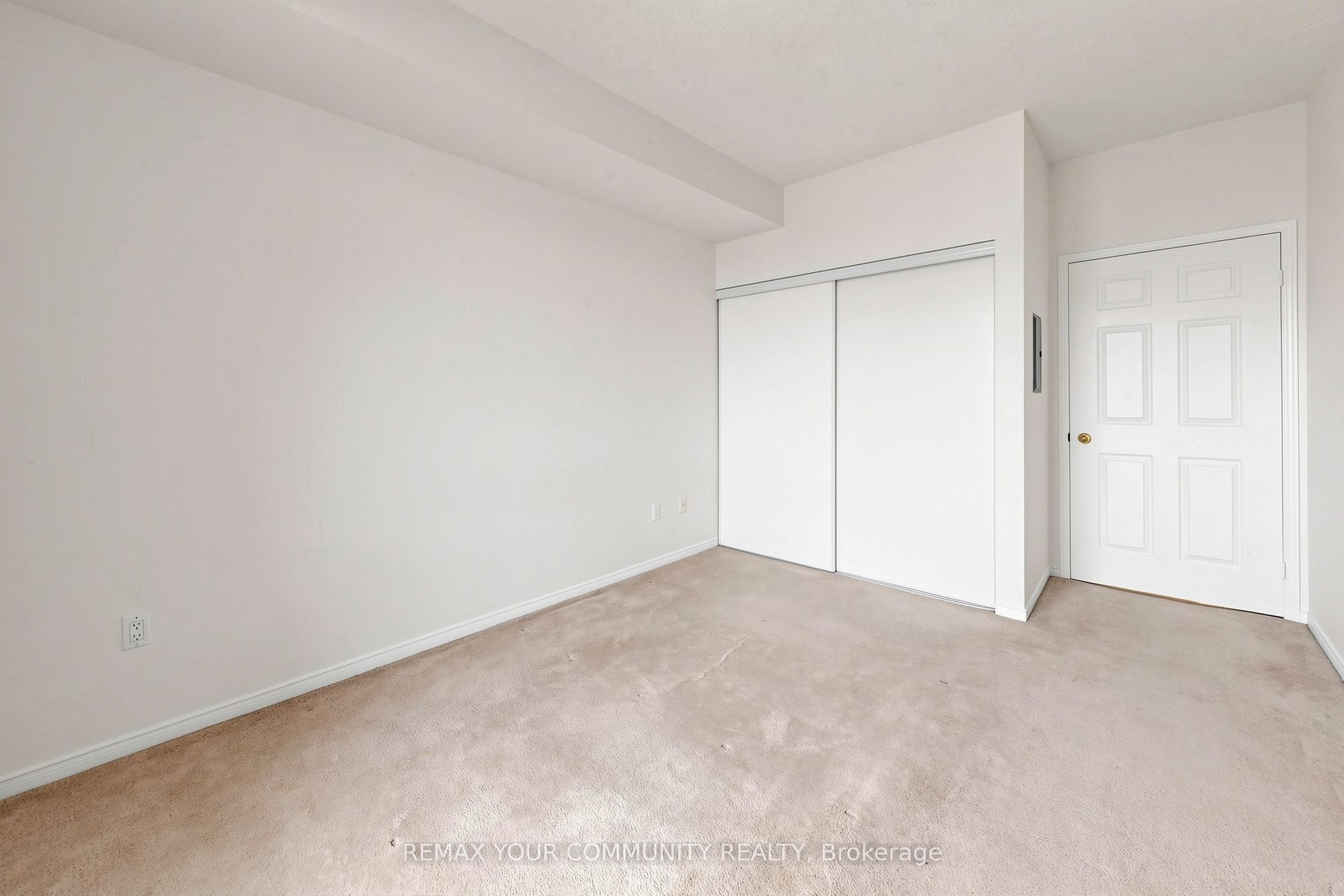 800 Sheppard Avenue W 506 Property Photo 12