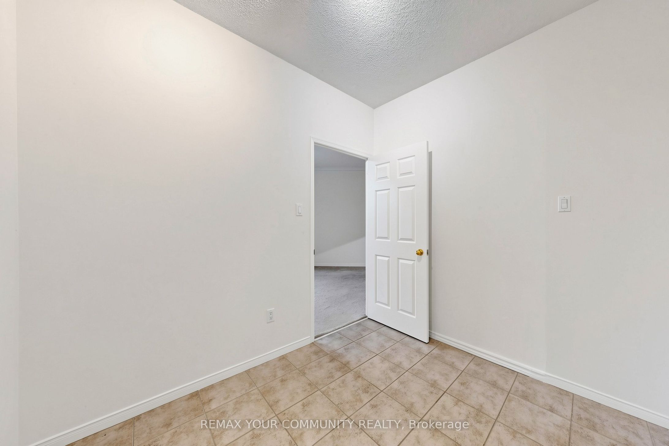 800 Sheppard Avenue W 506 Property Photo 13