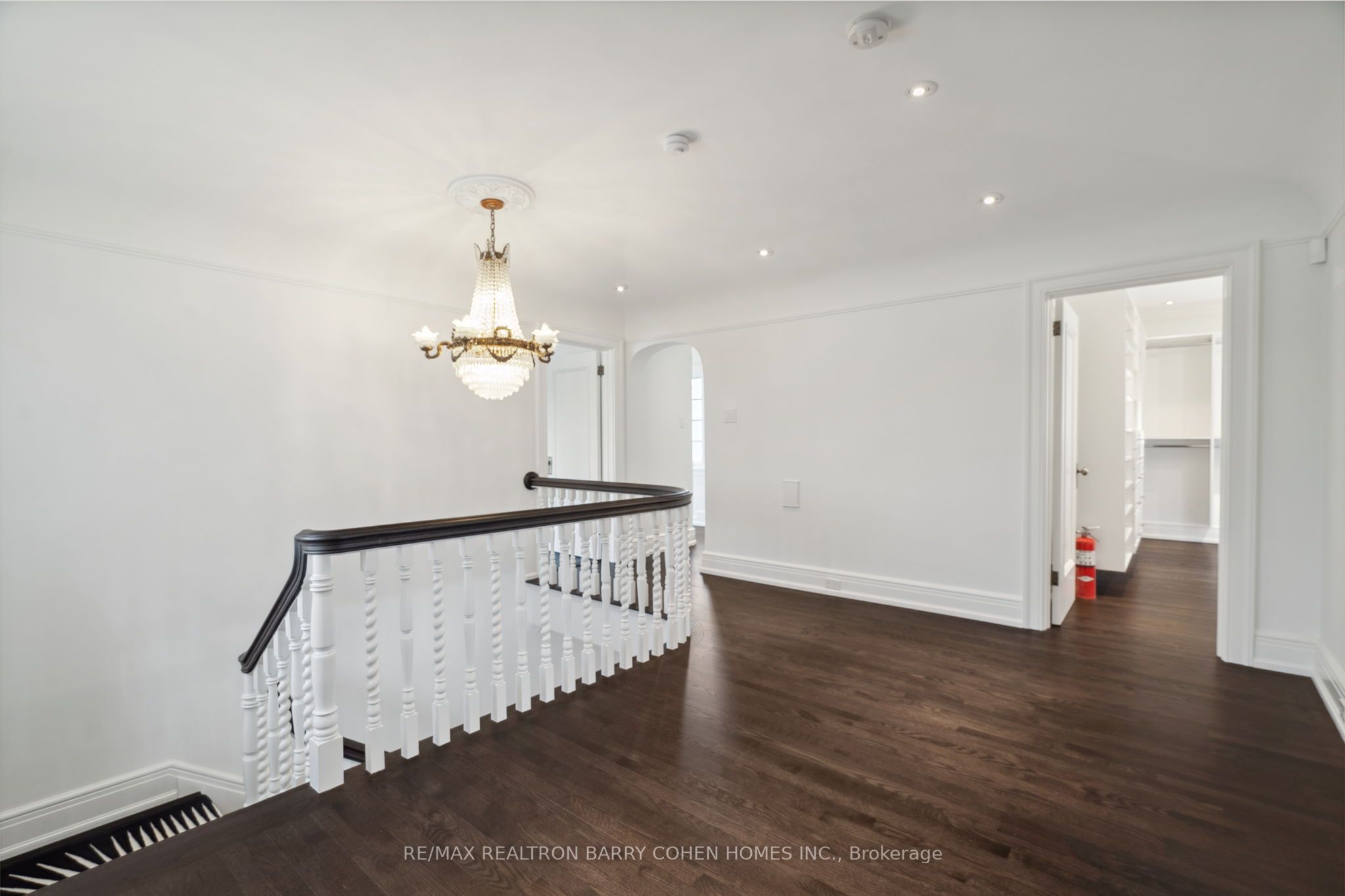 15 Park Lane Circle Property Photo 15