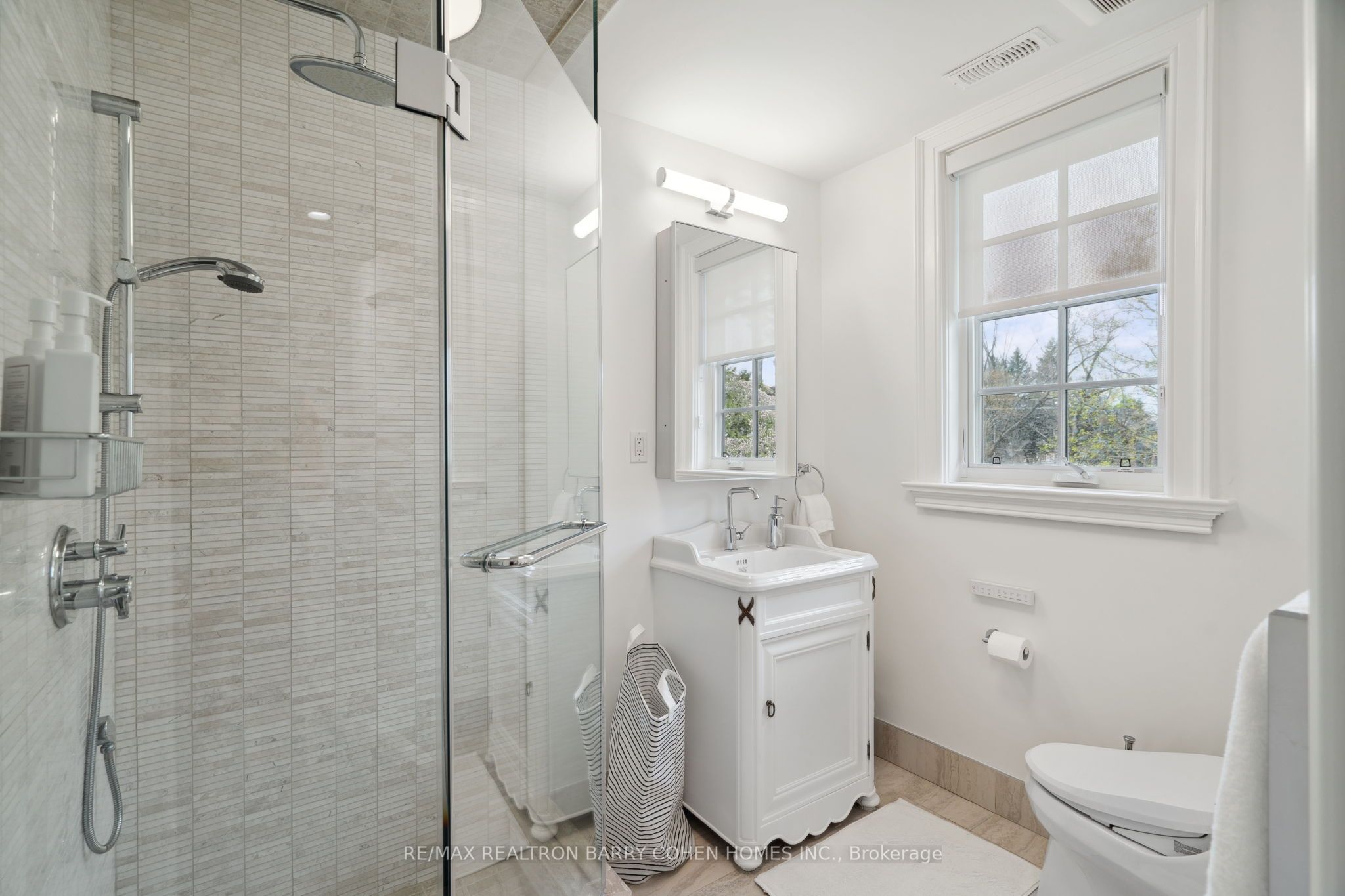 15 Park Lane Circle Property Photo 26
