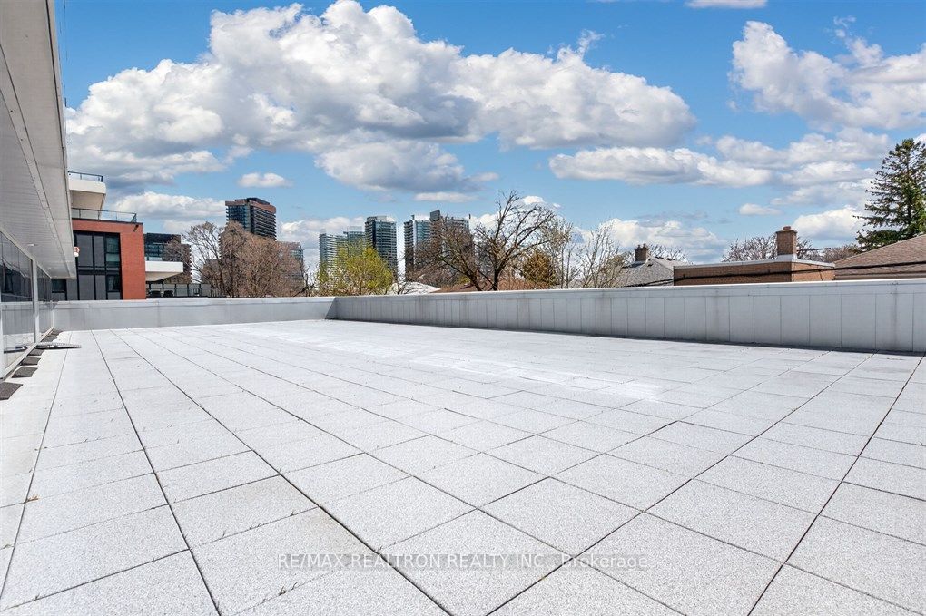 685 Sheppard Avenue E G03 Property Photo 10