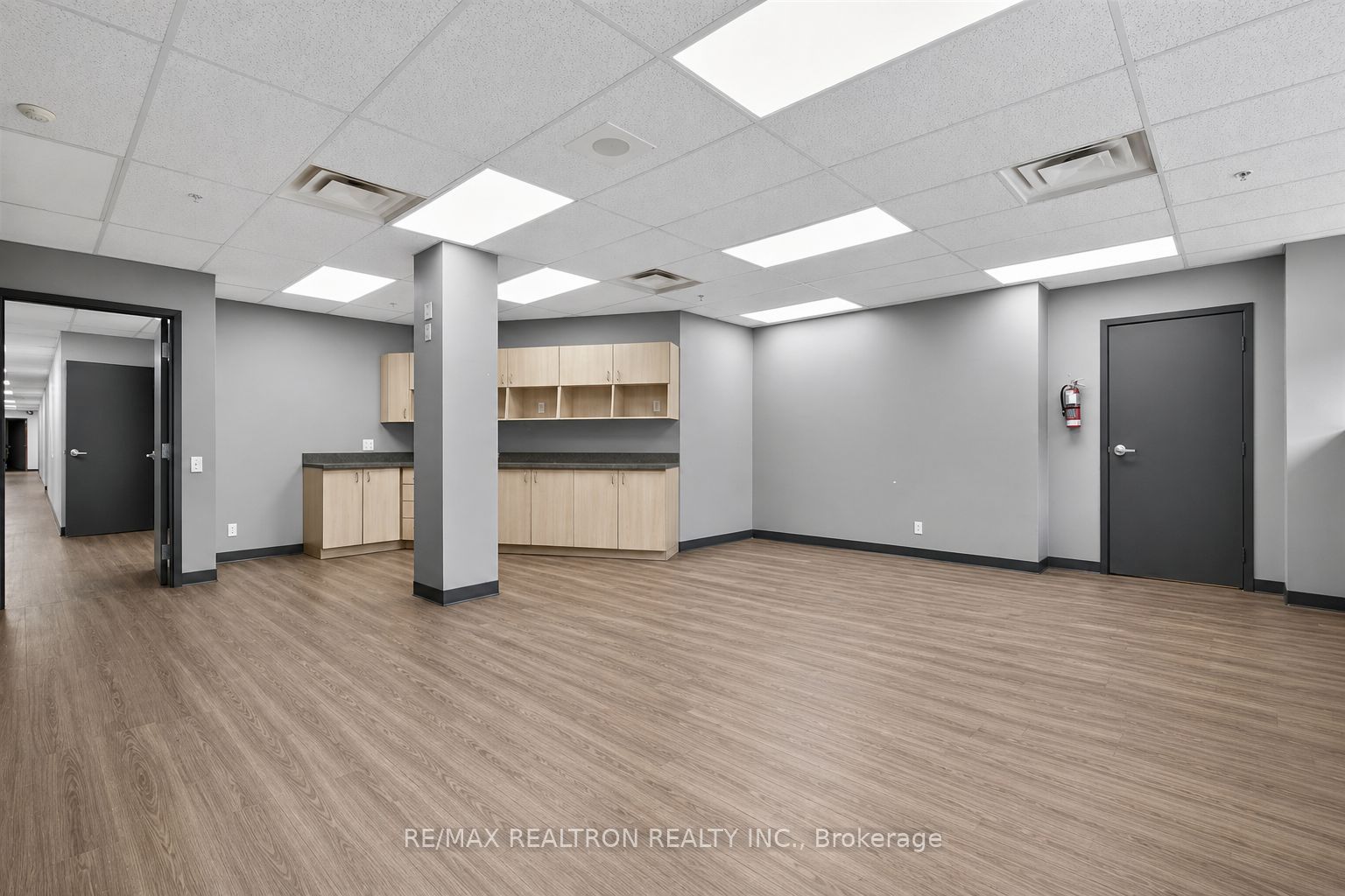 685 Sheppard Avenue E G07 Property Photo 2