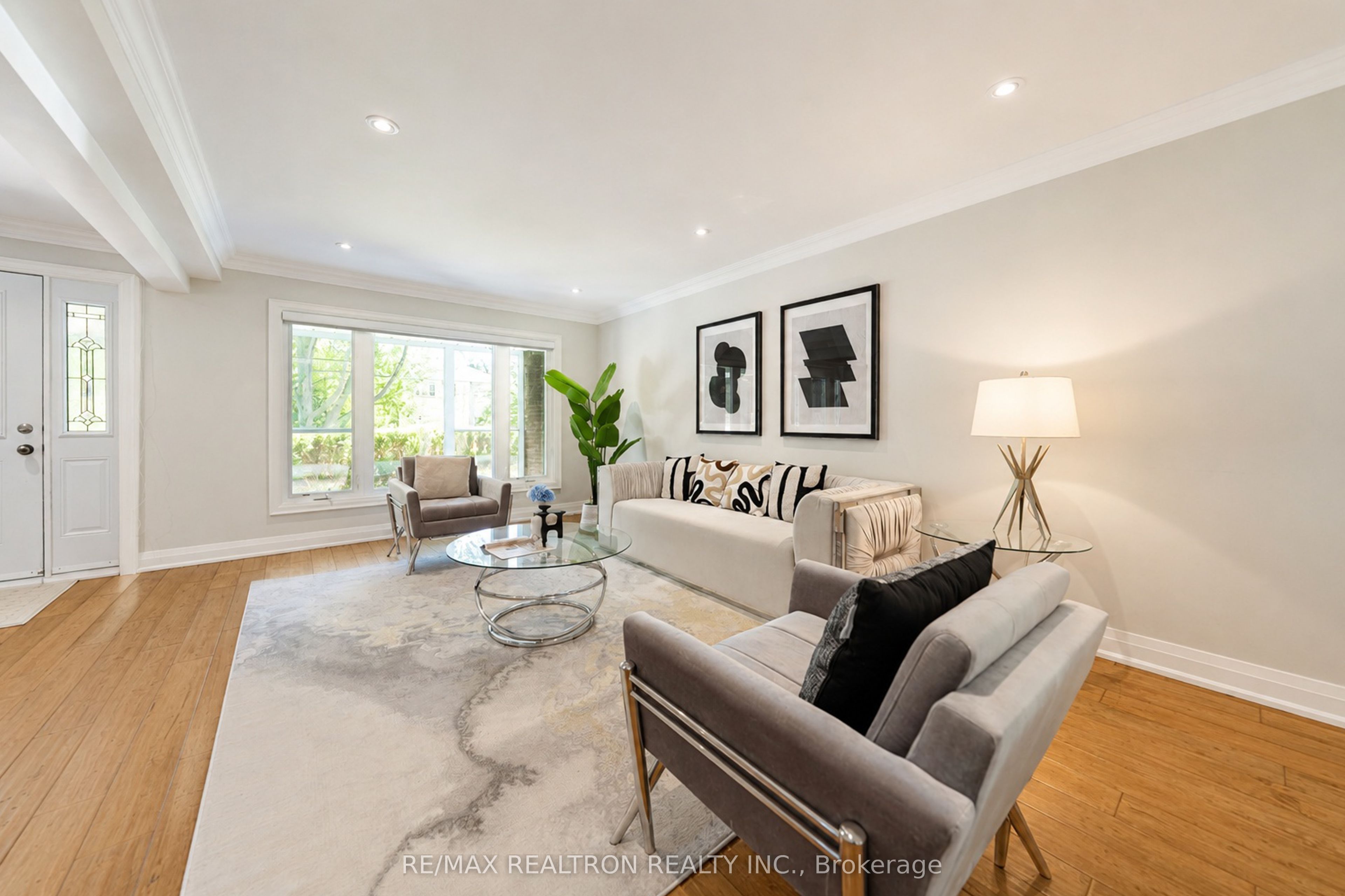 90 Holmes Avenue Property Photo 8