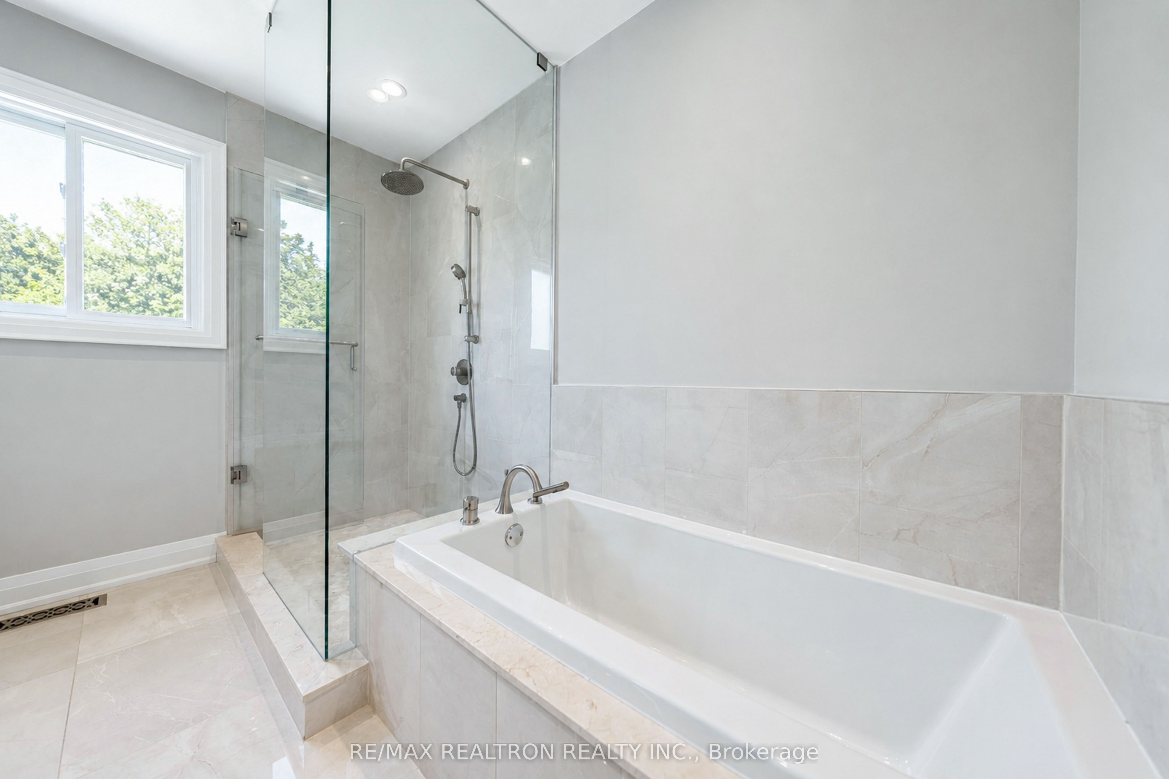 90 Holmes Avenue Property Photo 26