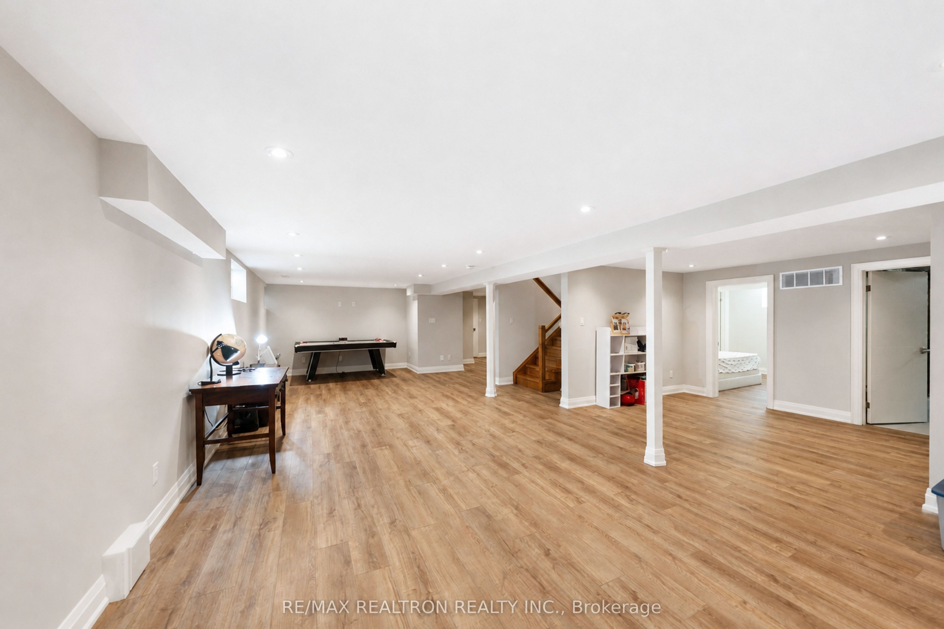 90 Holmes Avenue Property Photo 35