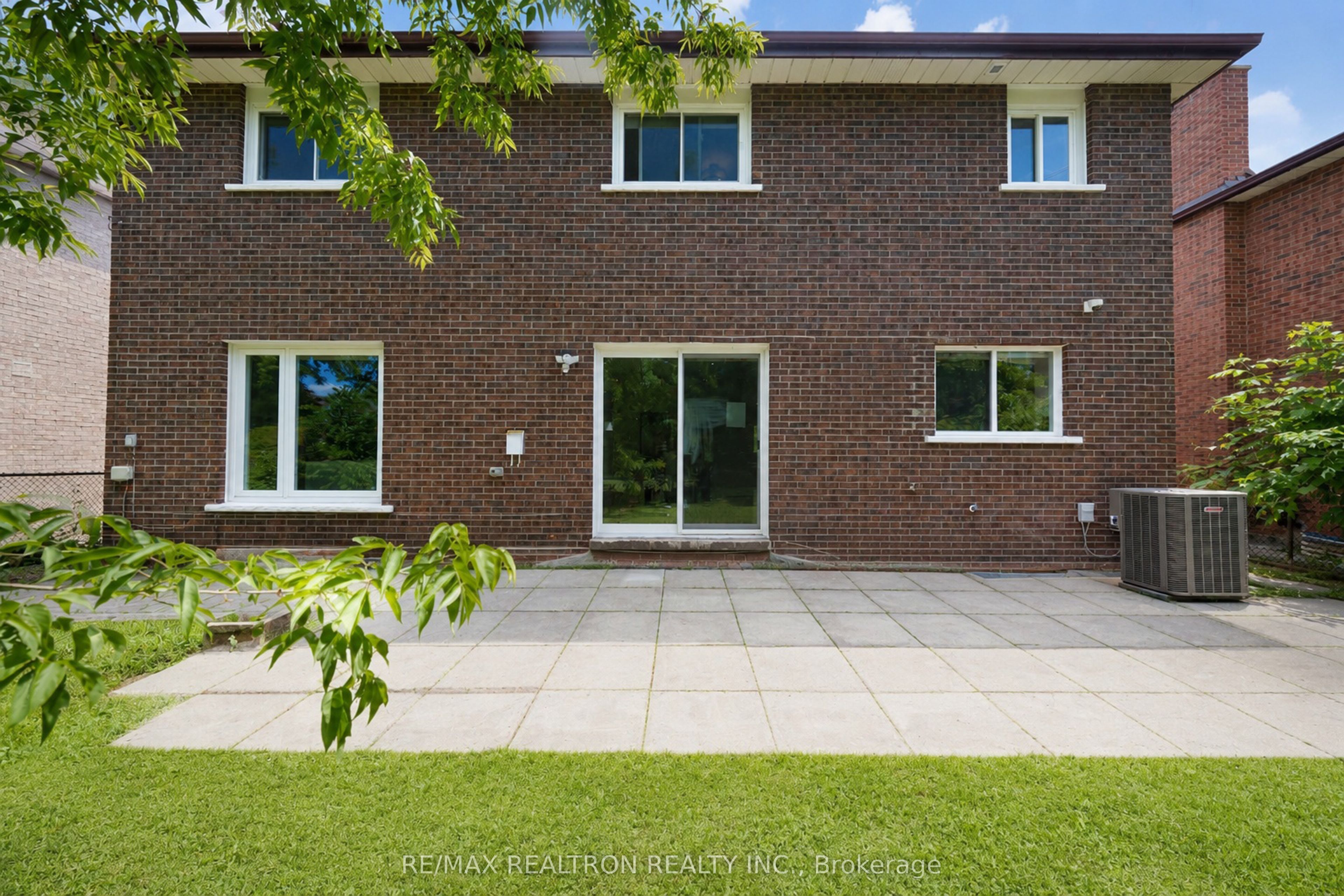 90 Holmes Avenue Property Photo 47