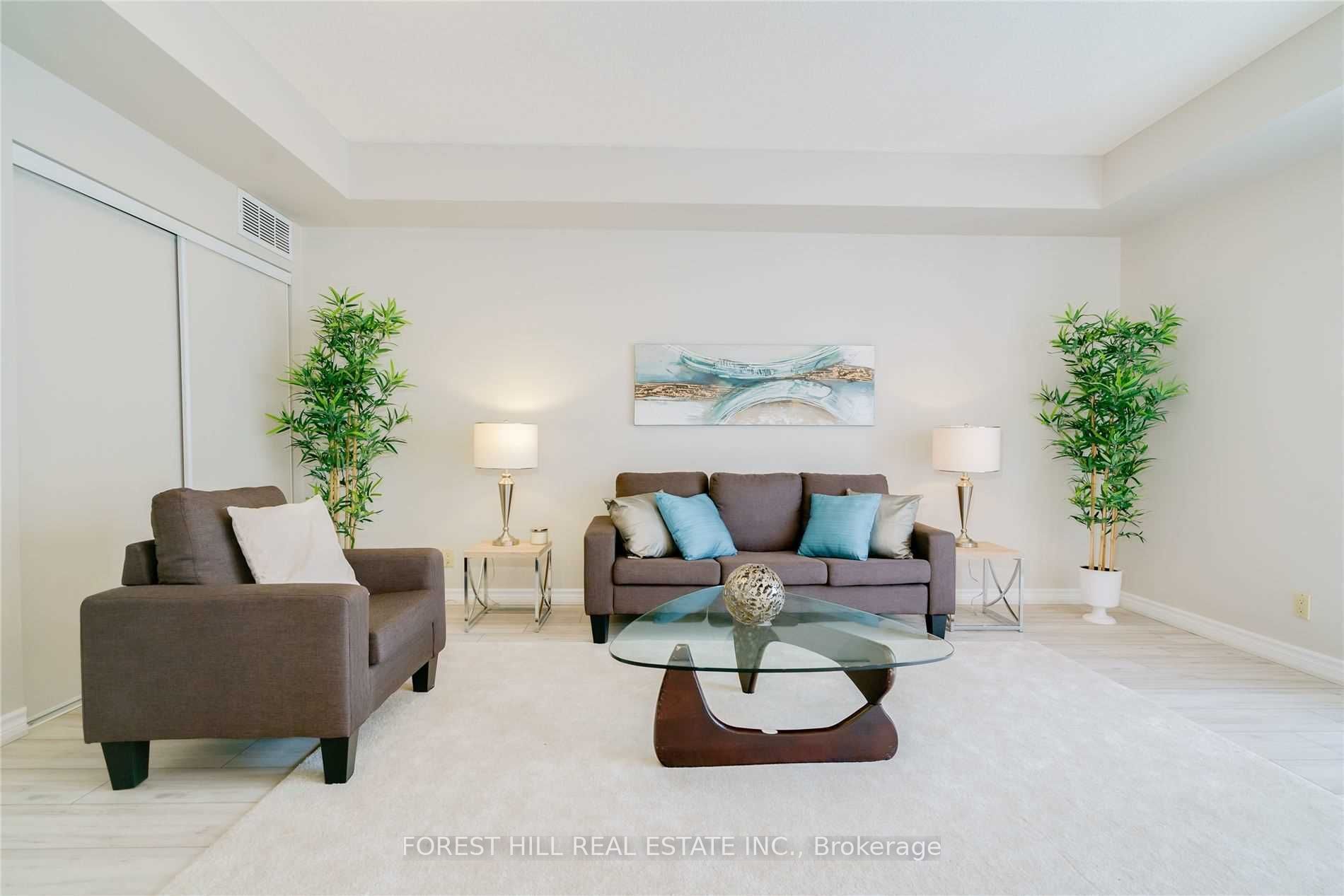 9 Greenbriar Road 103 Property Photo 4