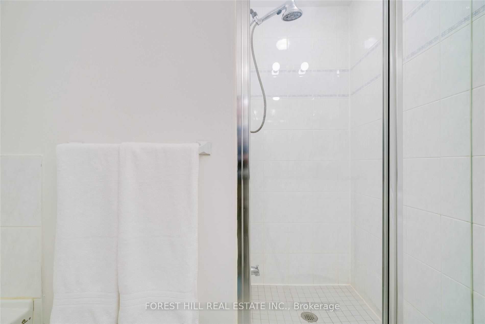 9 Greenbriar Road 103 Property Photo 15