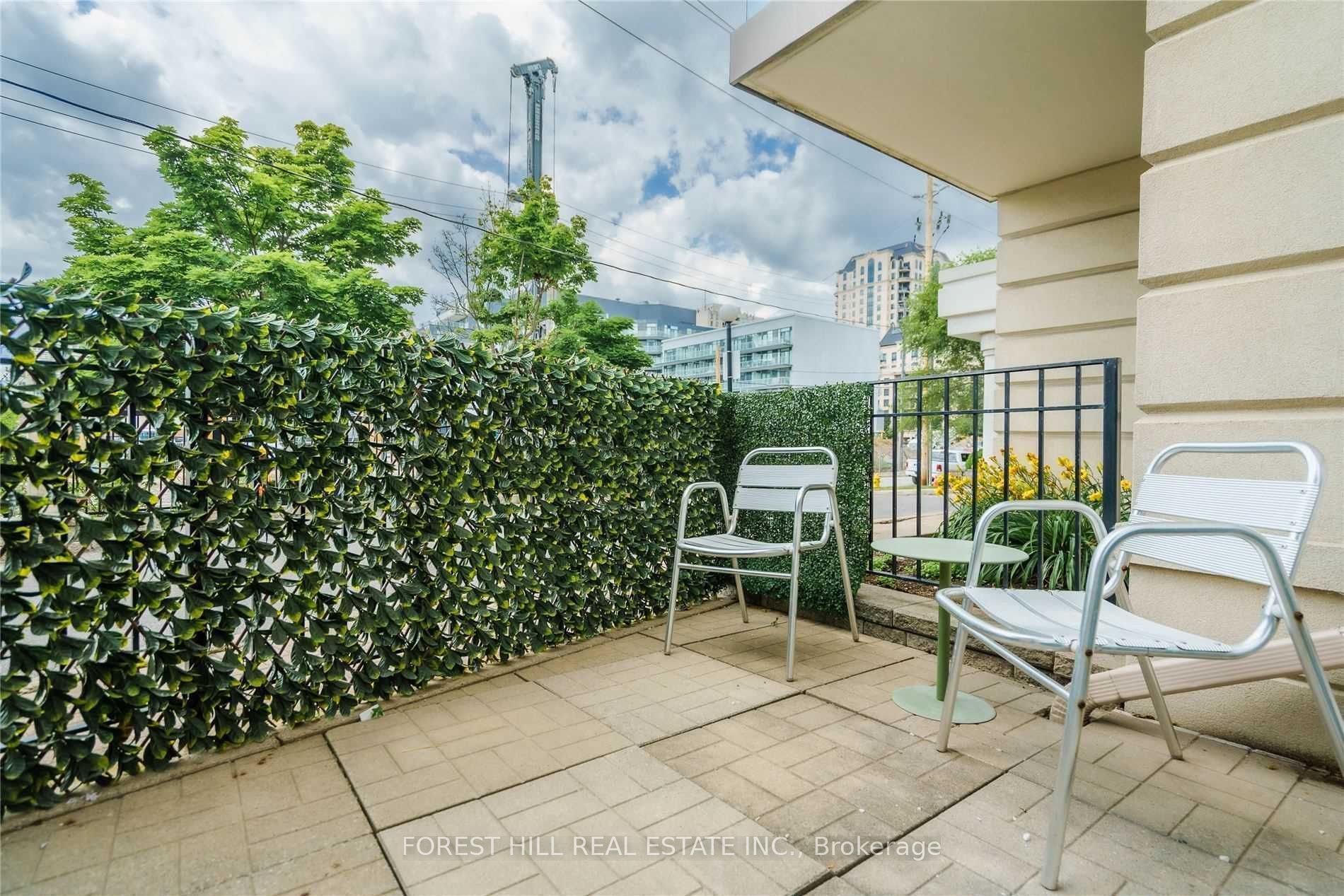 9 Greenbriar Road 103 Property Photo 19