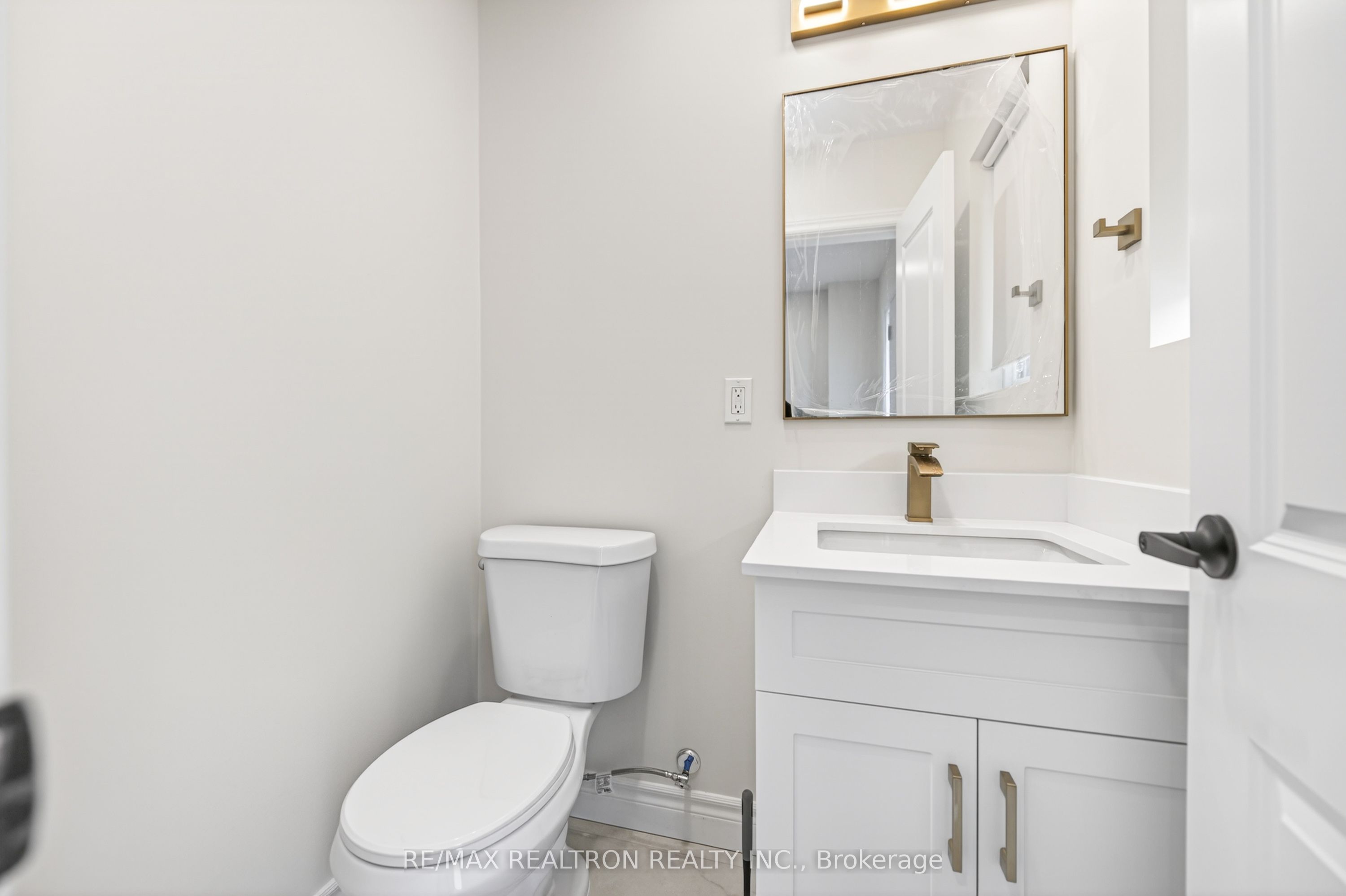 135 Scenic Mill Way 102 Property Photo 6