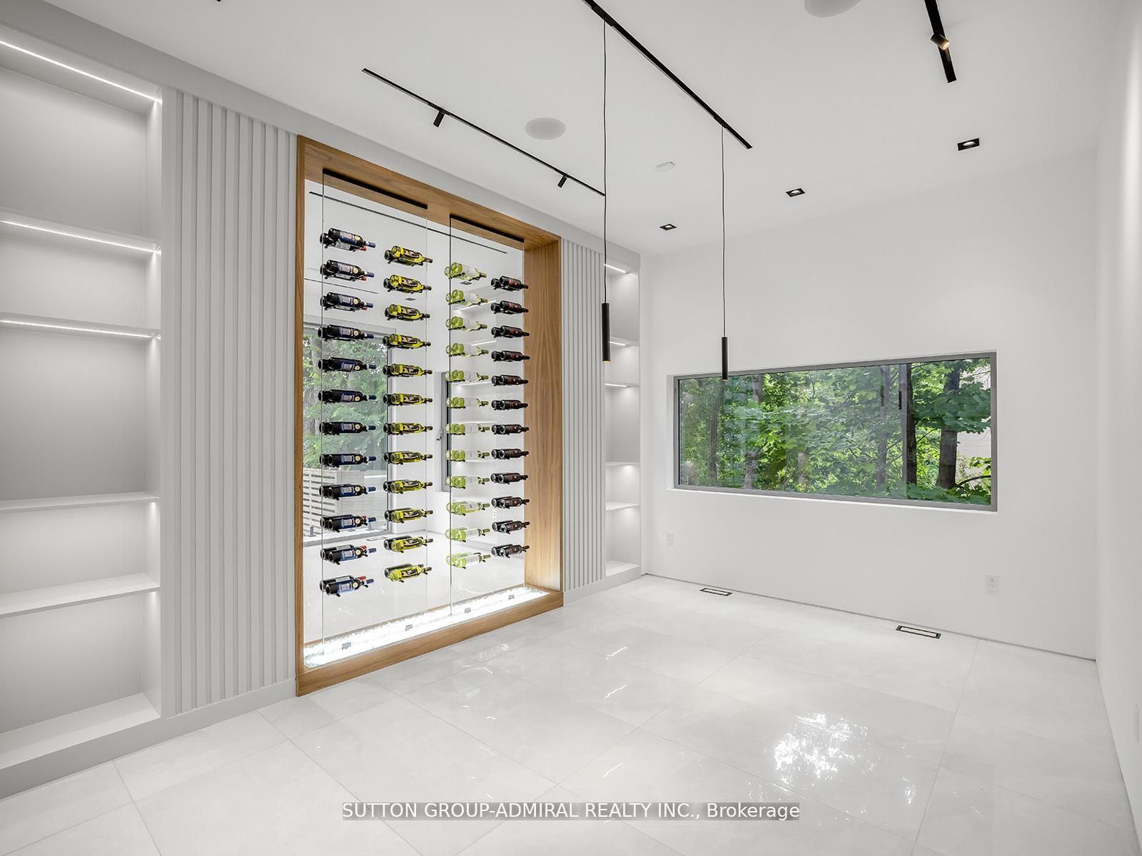 157 Old Forest Hill Road Property Photo 4