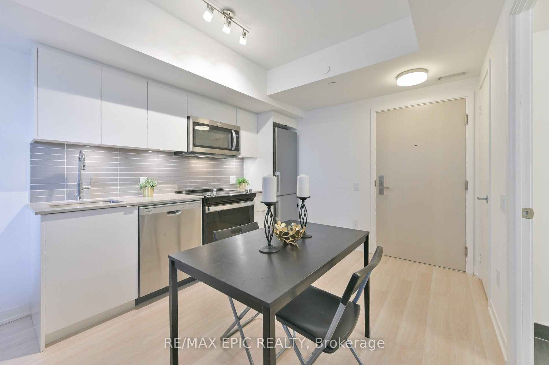 500 Wilson Avenue 622 Property Photo 8