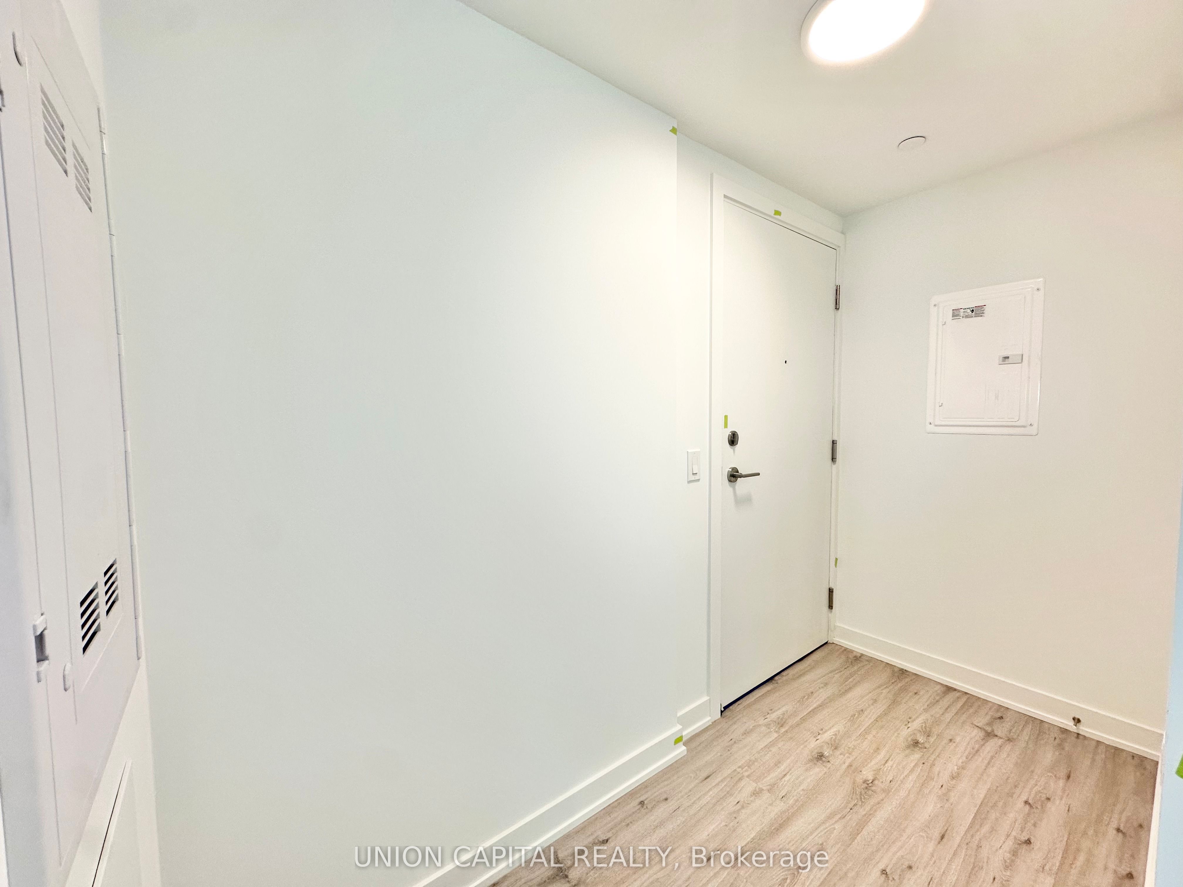 252 Church Street 5511 Property Photo 4