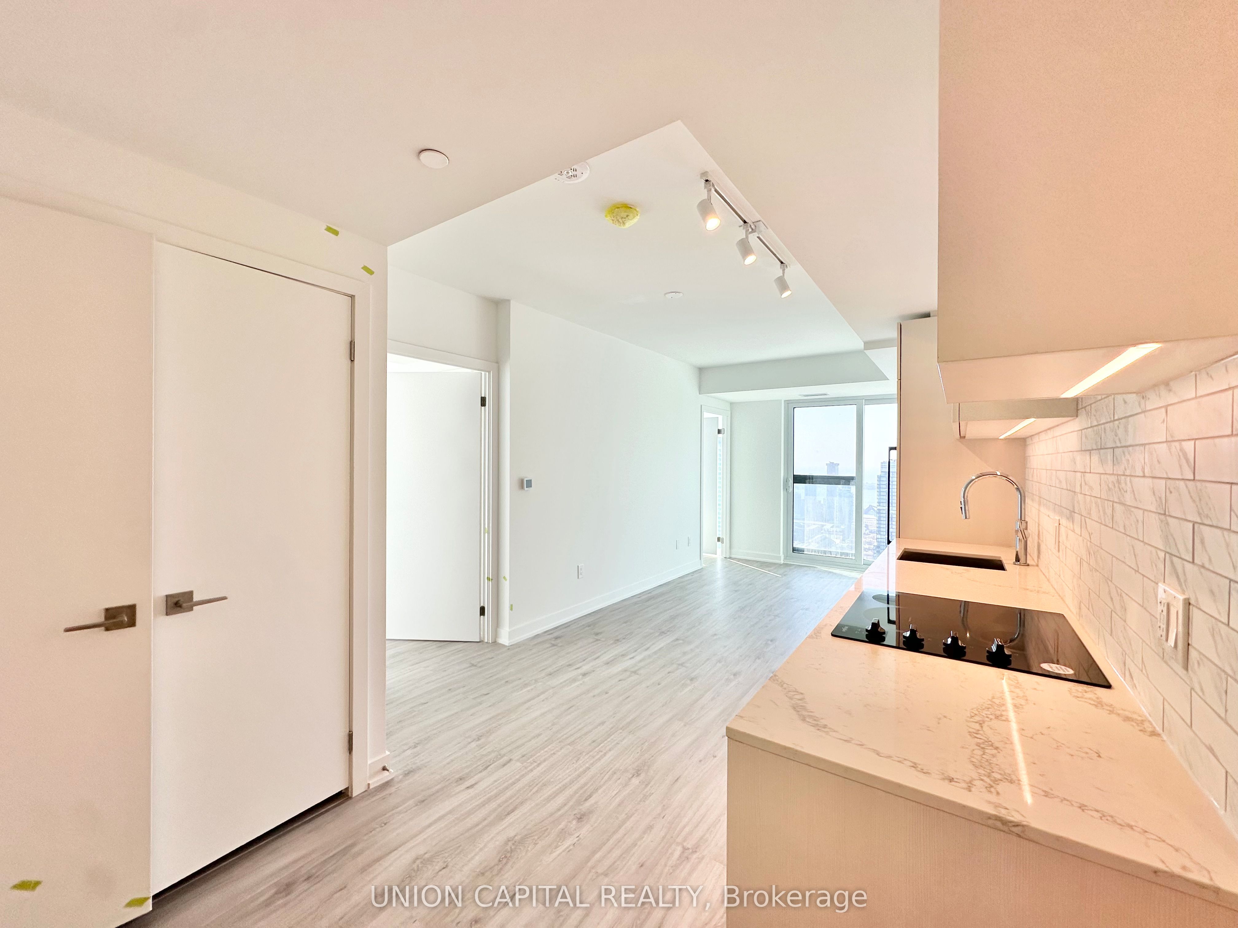252 Church Street 5511 Property Photo 5