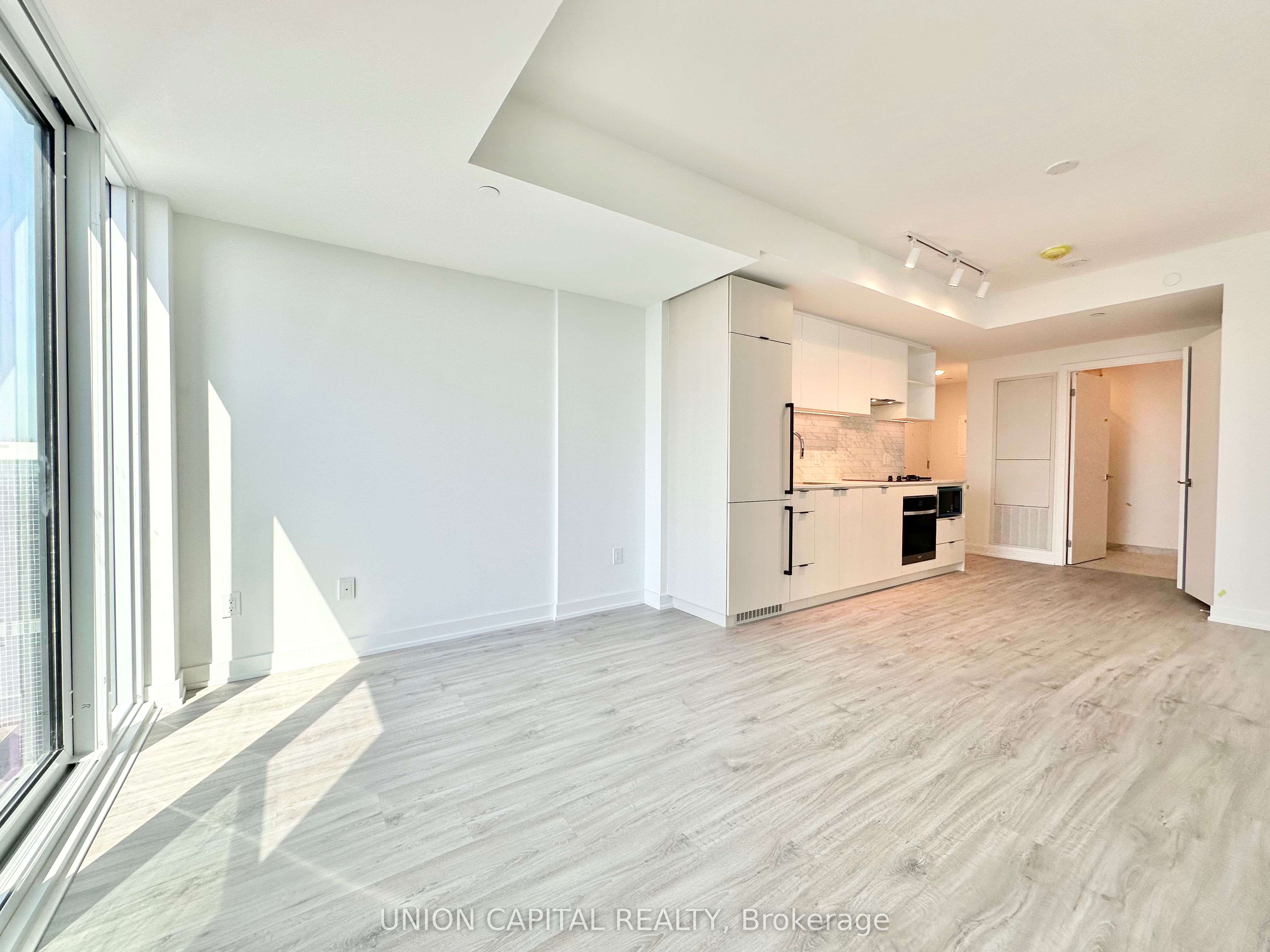 252 Church Street 5511 Property Photo 9