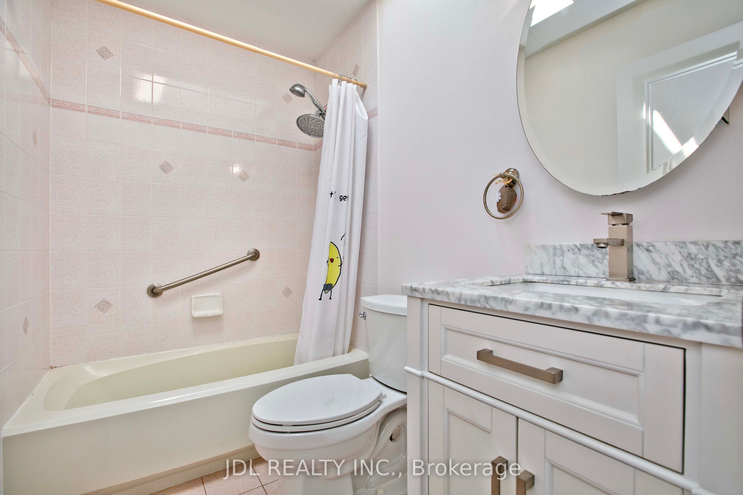 53 Aldershot Crescent Property Photo 27