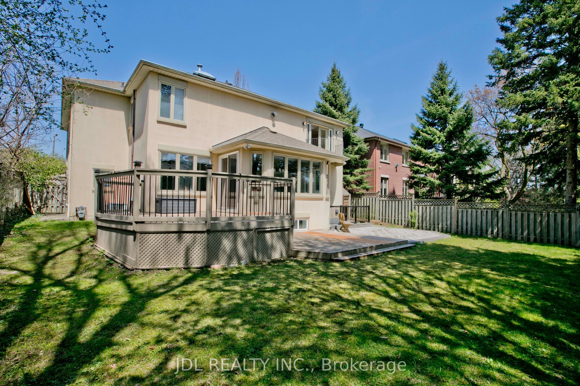 53 Aldershot Crescent Property Photo 46