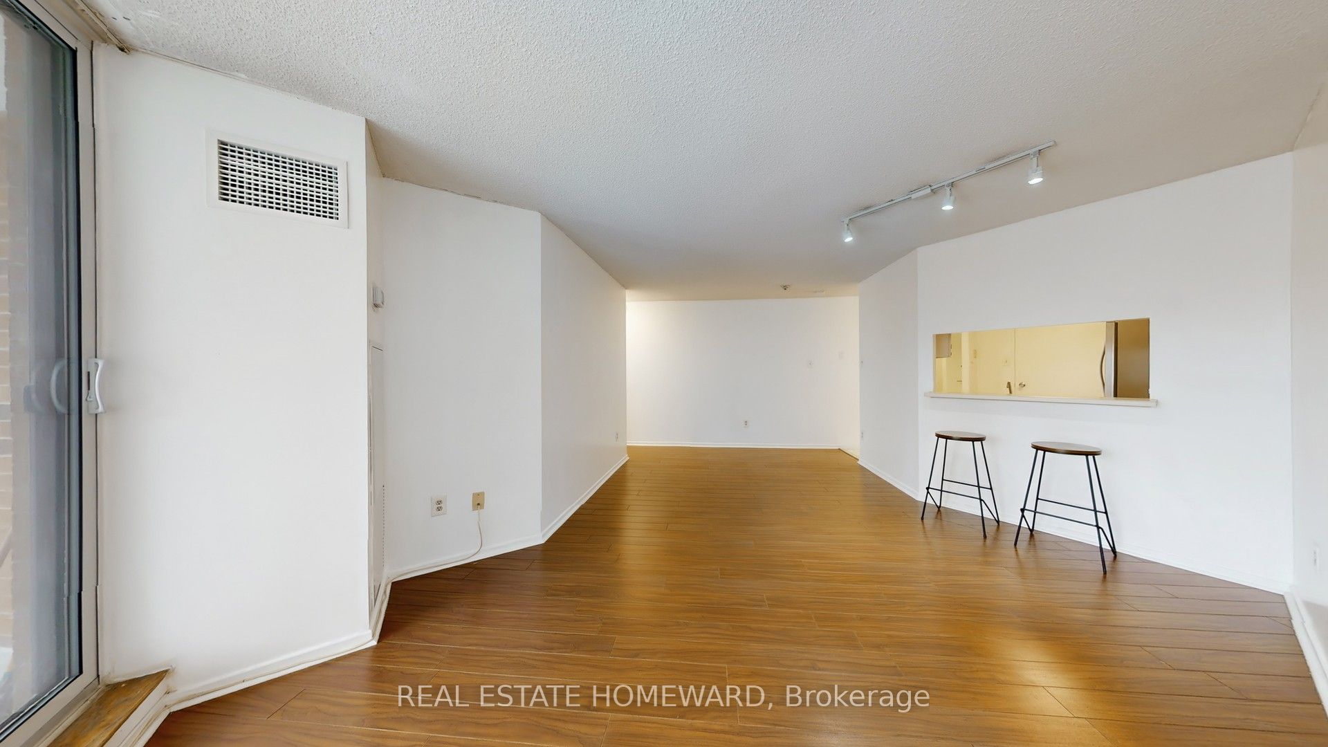 77 Maitland Place 623 Property Photo 12