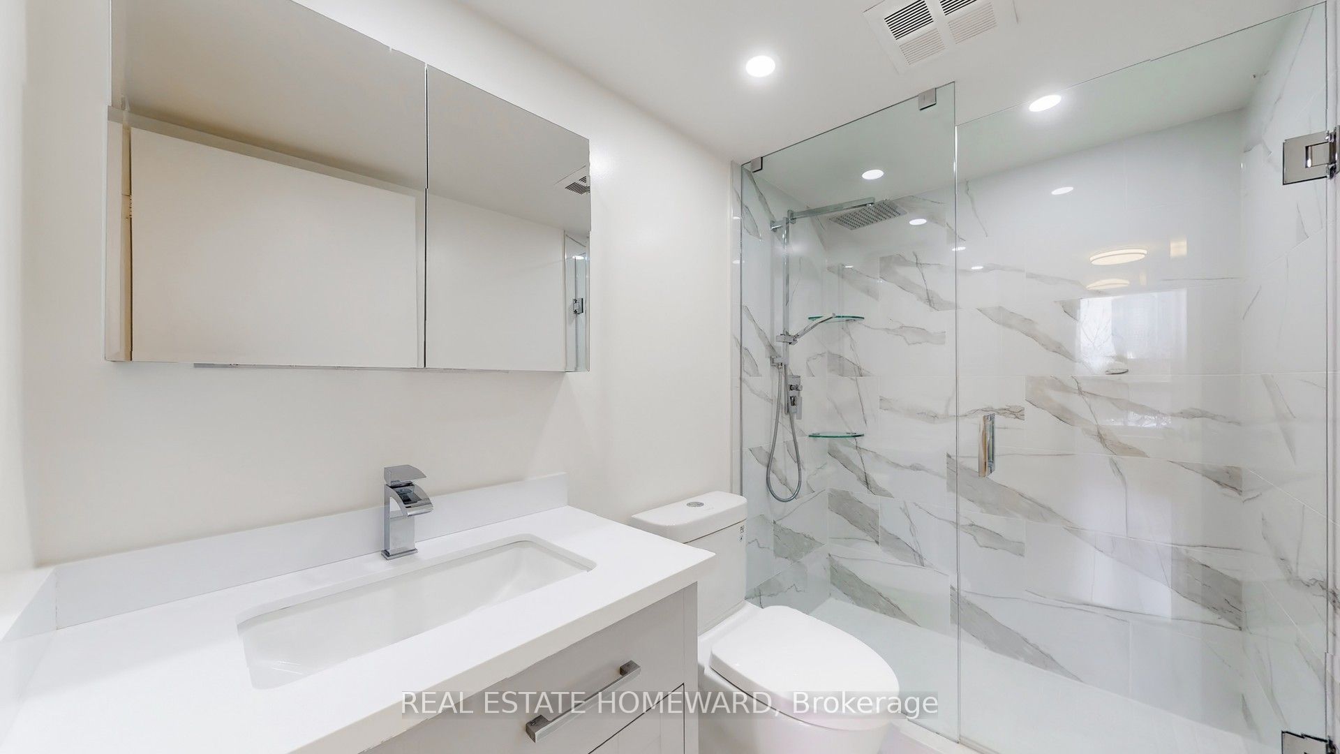 77 Maitland Place 623 Property Photo 20