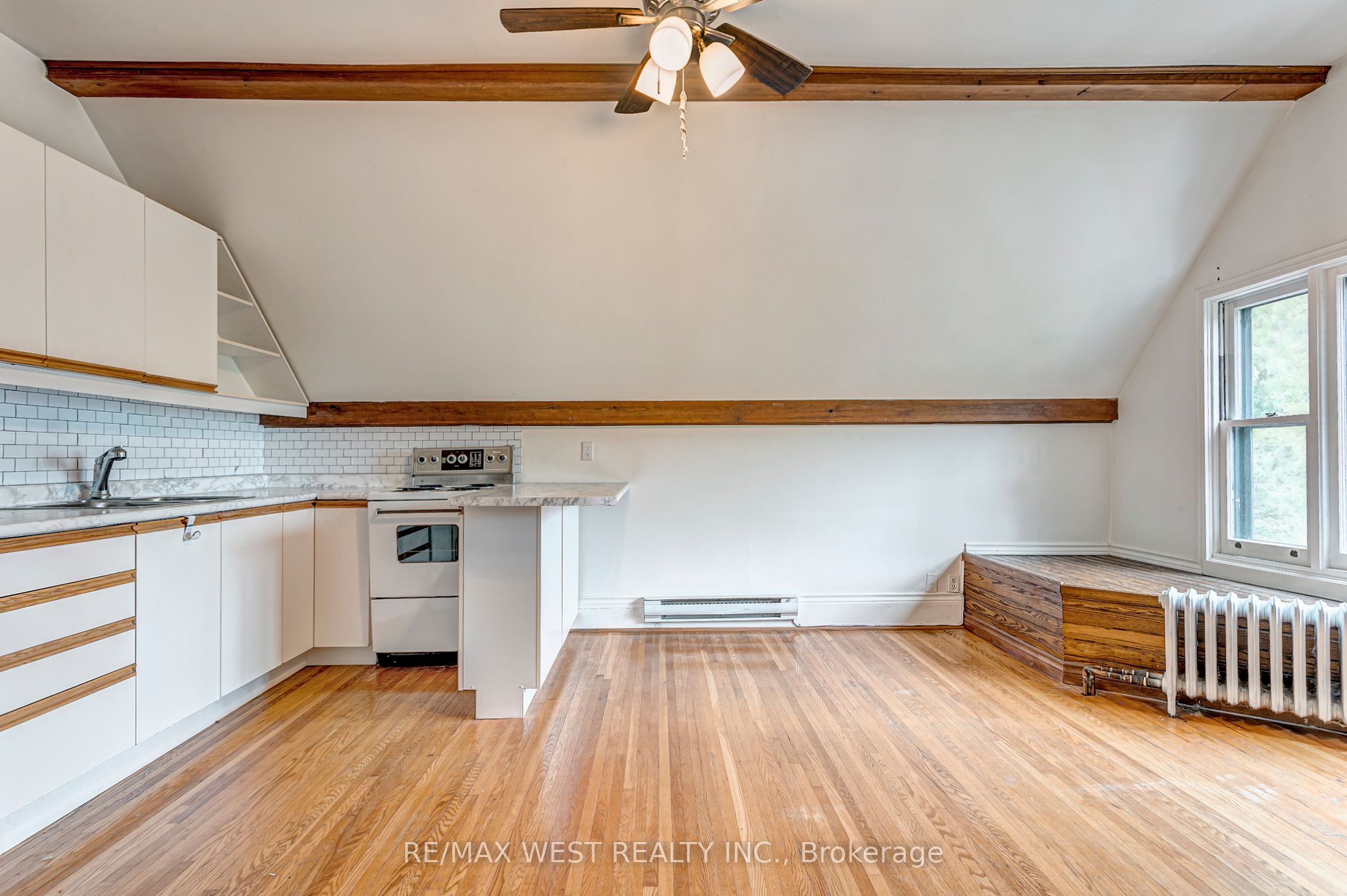 125 Madison Avenue Property Photo 14