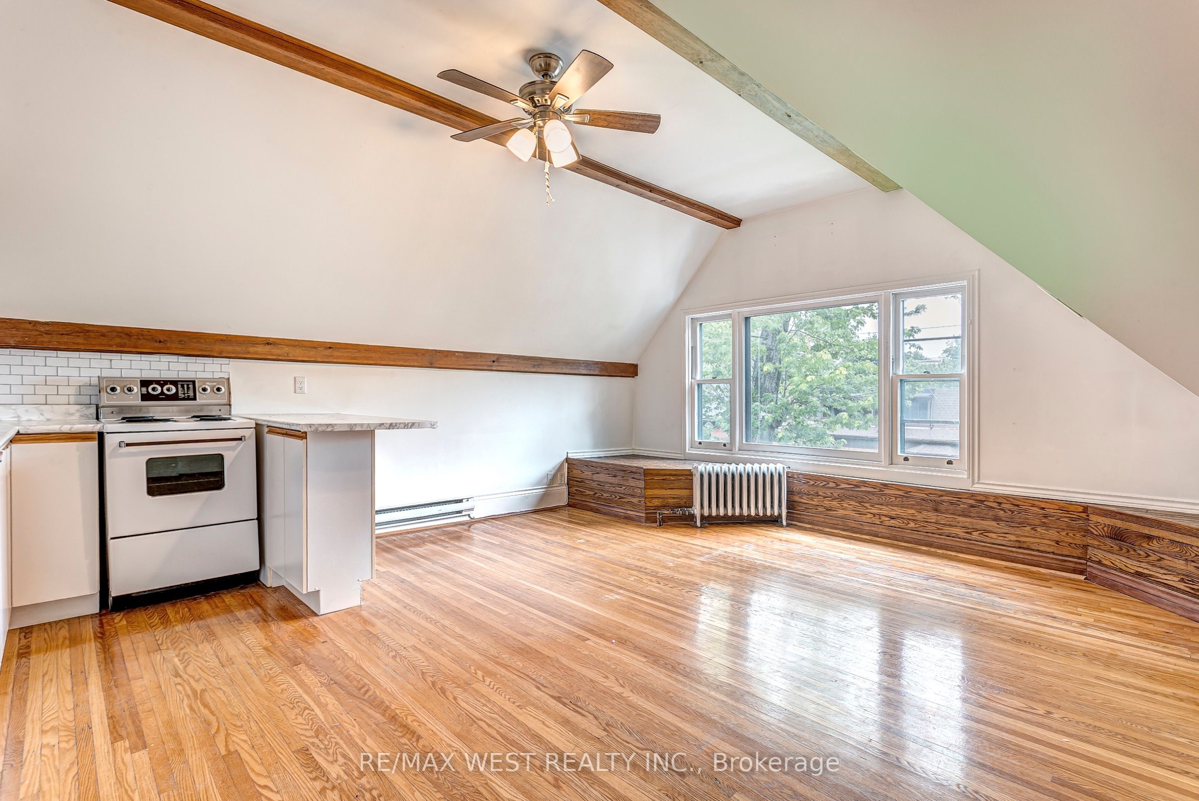 125 Madison Avenue Property Photo 15