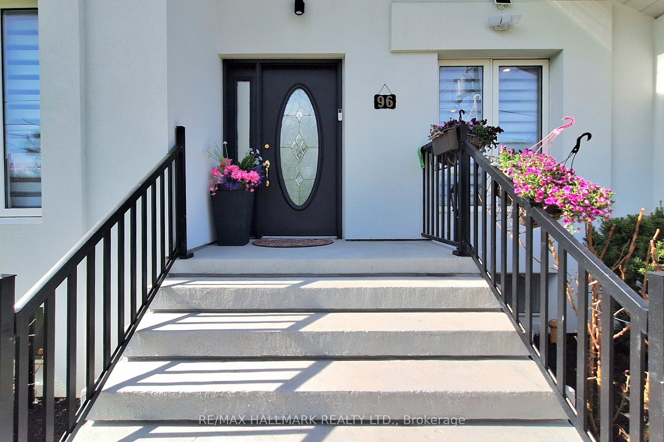 96 Searle Avenue Property Photo 2