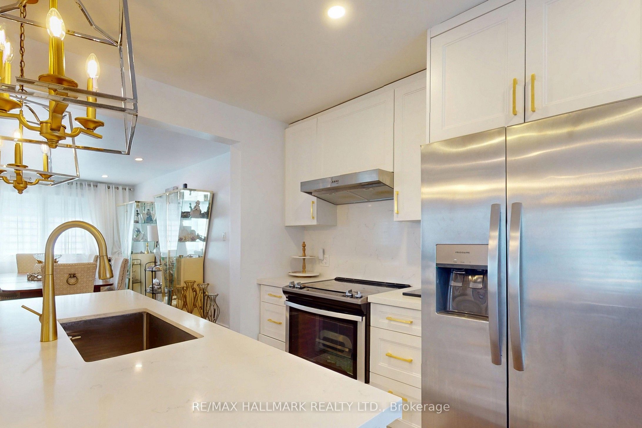 96 Searle Avenue Property Photo 7
