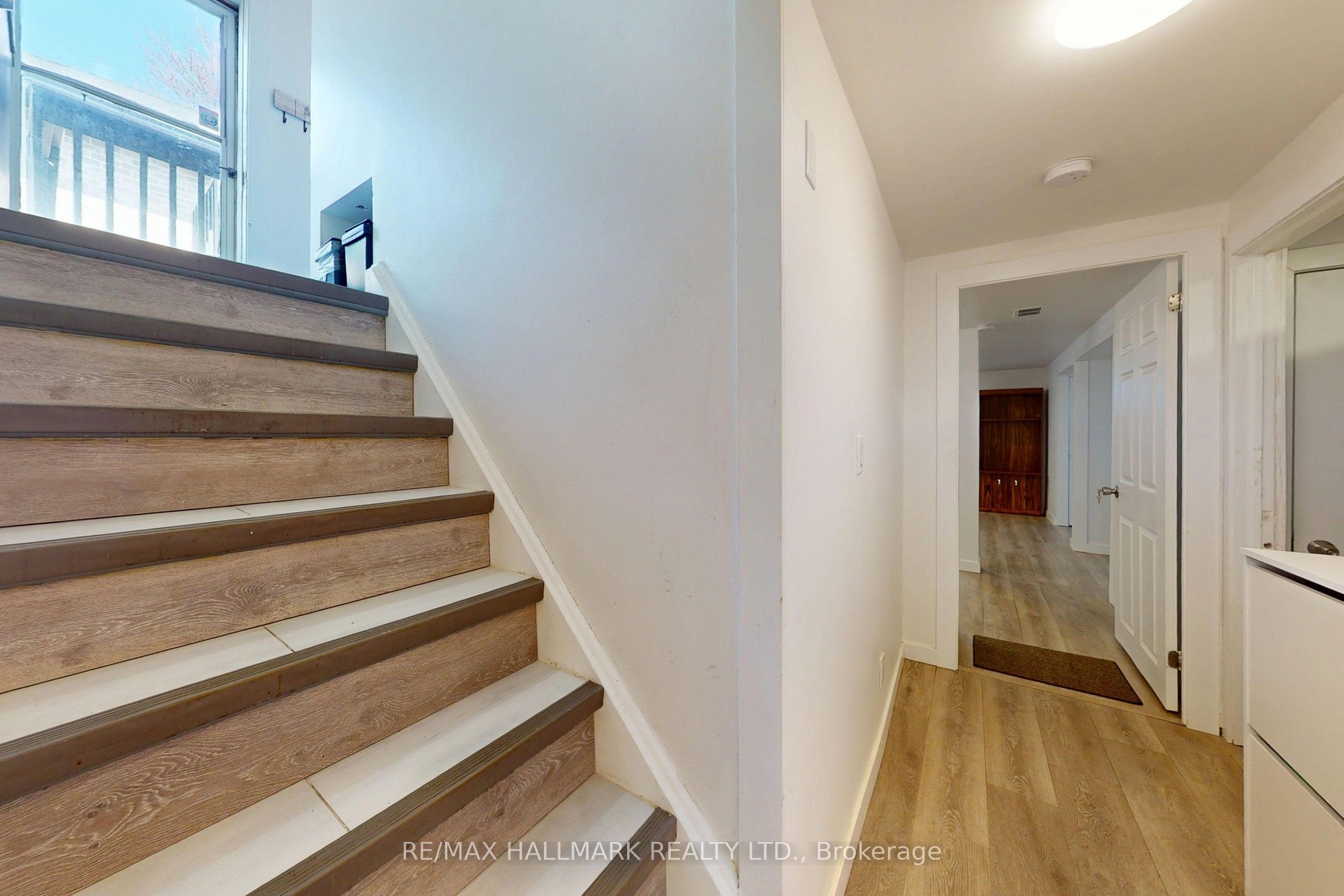96 Searle Avenue Property Photo 18