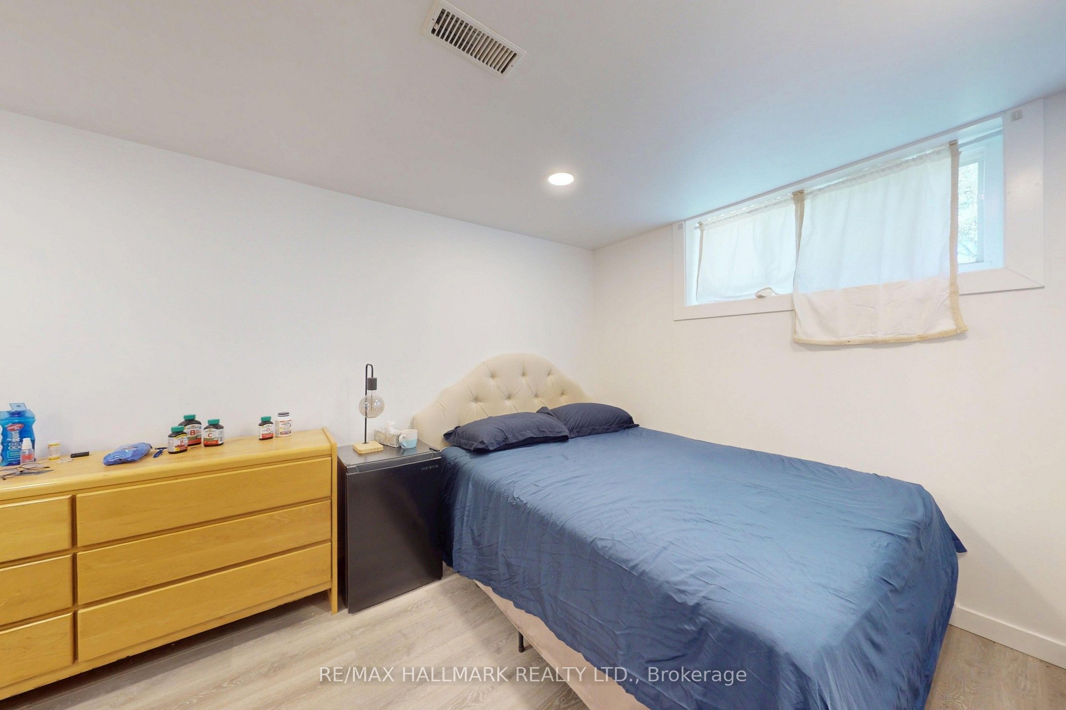 96 Searle Avenue Property Photo 31