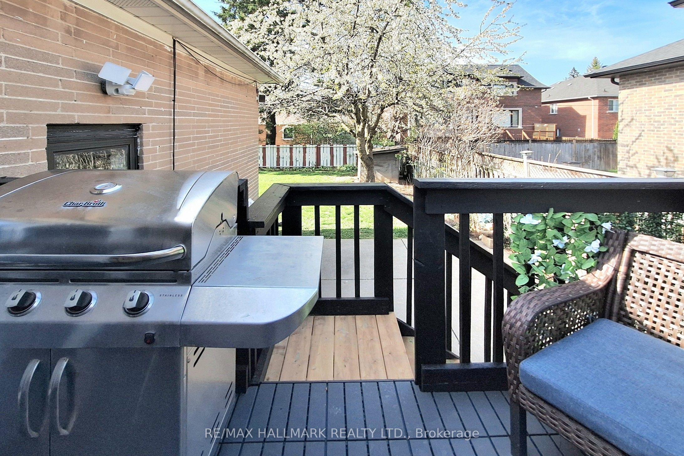 96 Searle Avenue Property Photo 39