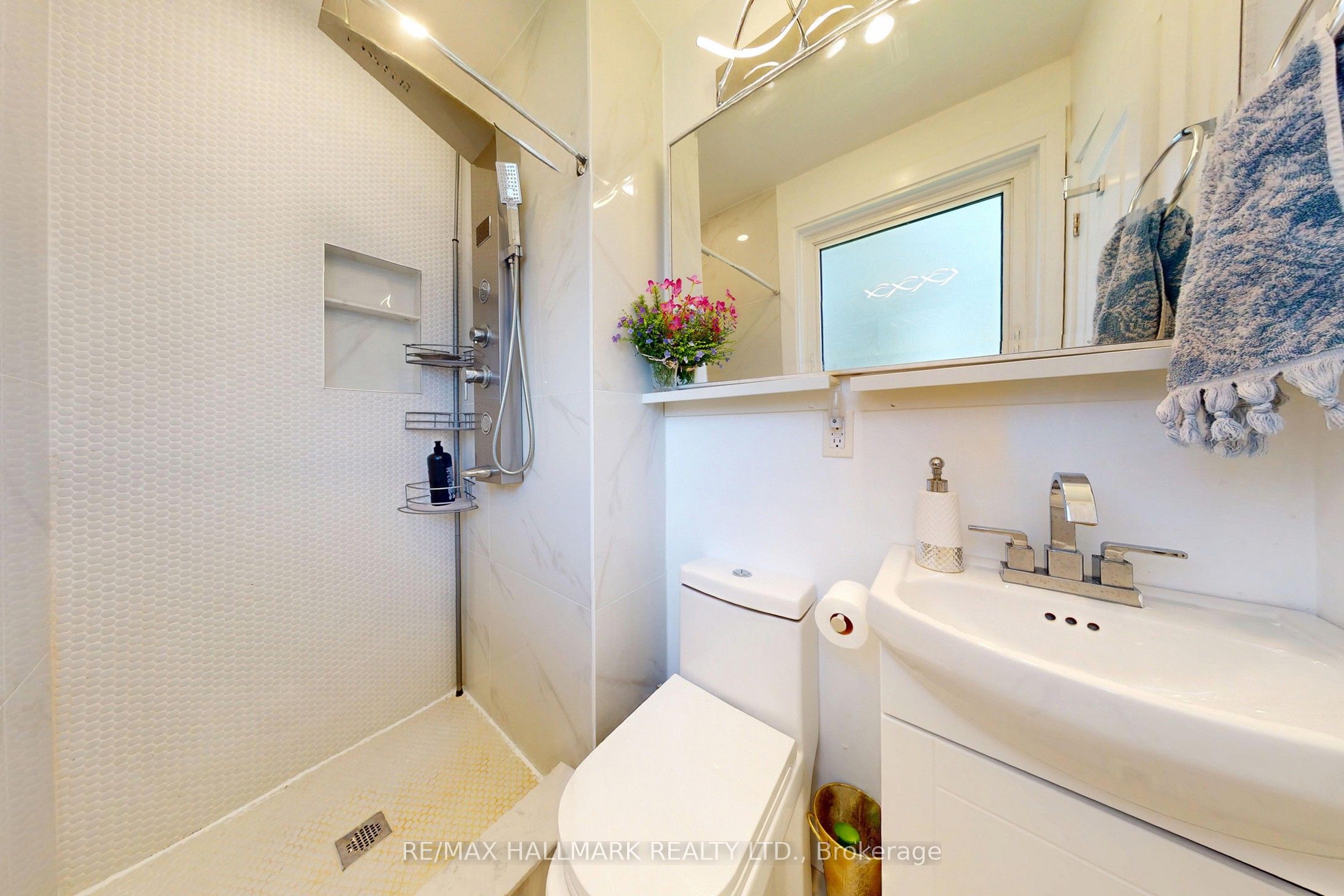 96 Searle Avenue Property Photo 47