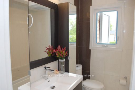 66 Acton Avenue Property Photo 10