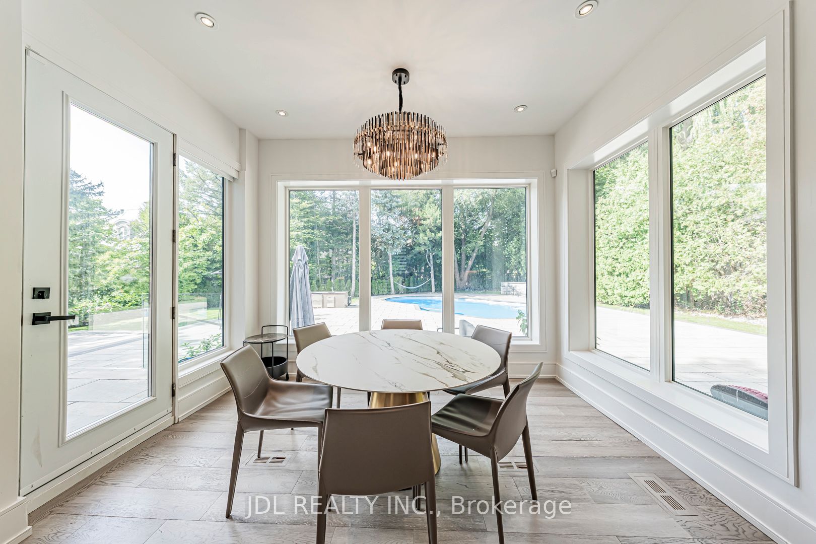 19 Fifeshire Road Property Photo 12