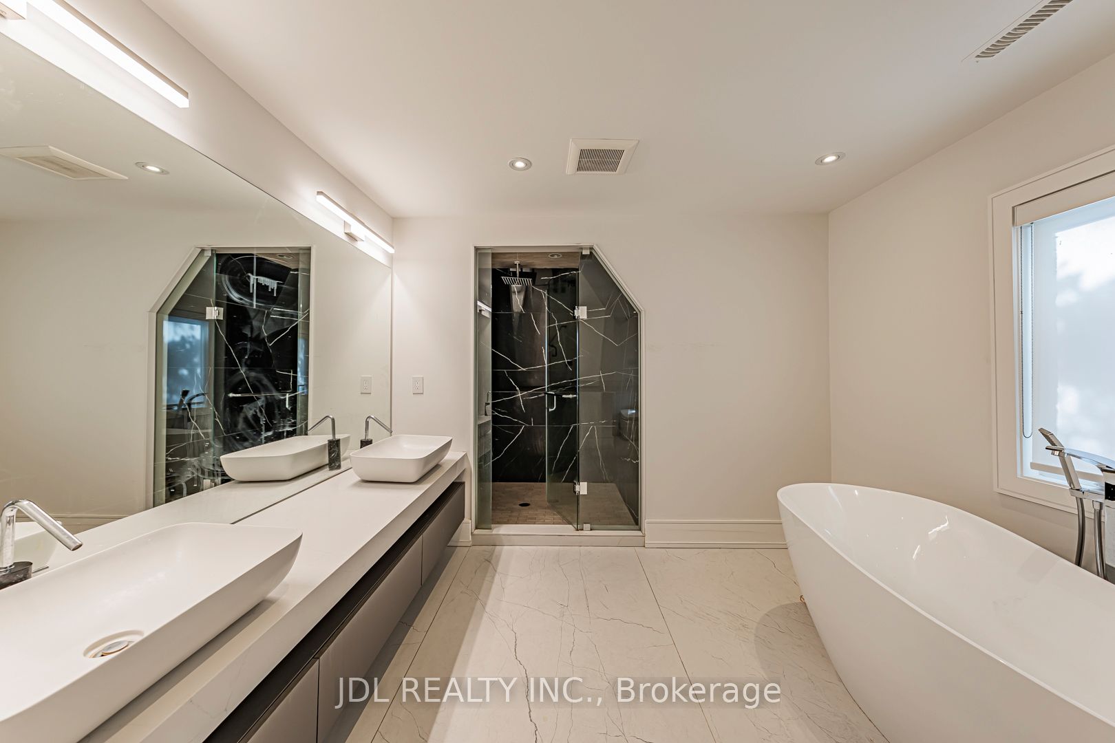 19 Fifeshire Road Property Photo 25