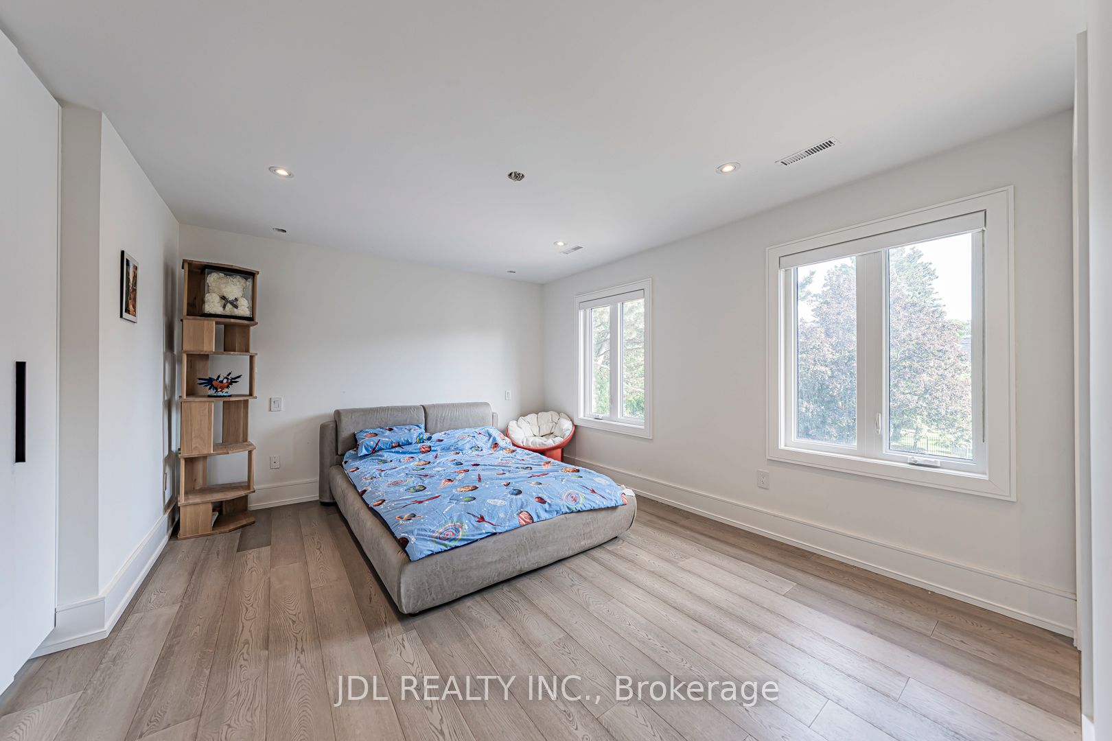19 Fifeshire Road Property Photo 31