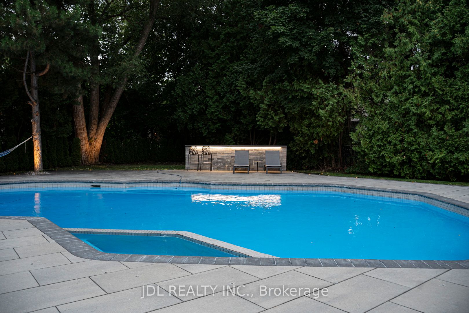 19 Fifeshire Road Property Photo 43