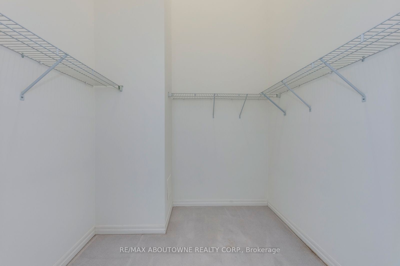 770 Bay Street 202 Property Photo 25