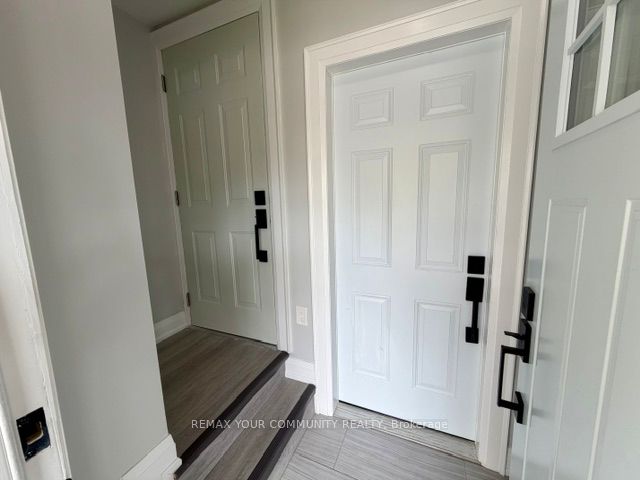 19 Mount Royal Avenue Main Level Property Photo 5