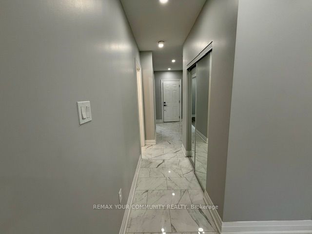 19 Mount Royal Avenue Main Level Property Photo 11