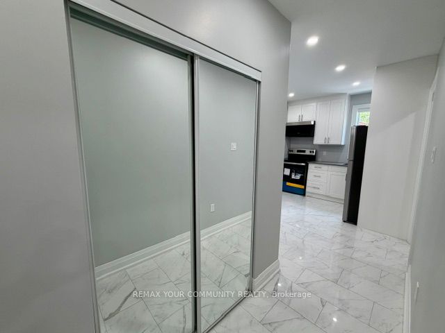 19 Mount Royal Avenue Main Level Property Photo 14